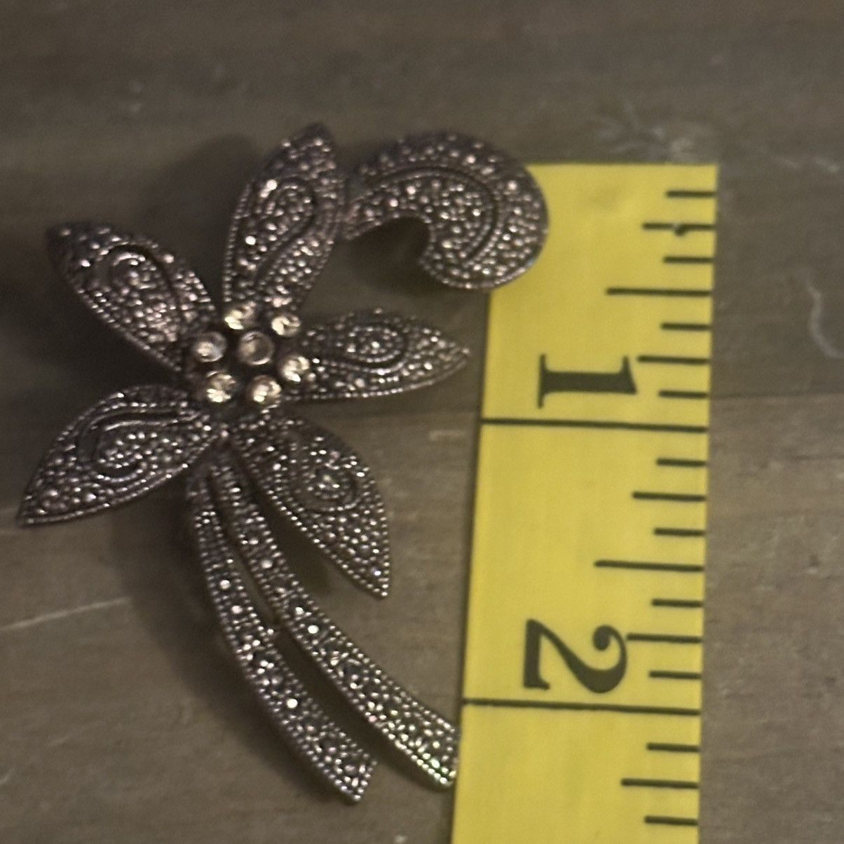 Vintage Gold tone fancy flower marcasite brooch Size ONE SIZE - 2 Thumbnail