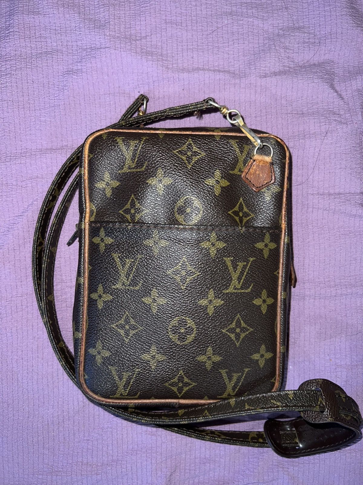 Louis Vuitton Vintage 1980s Louis Vuitton Danube Size ONE SIZE - 1 Thumbnail
