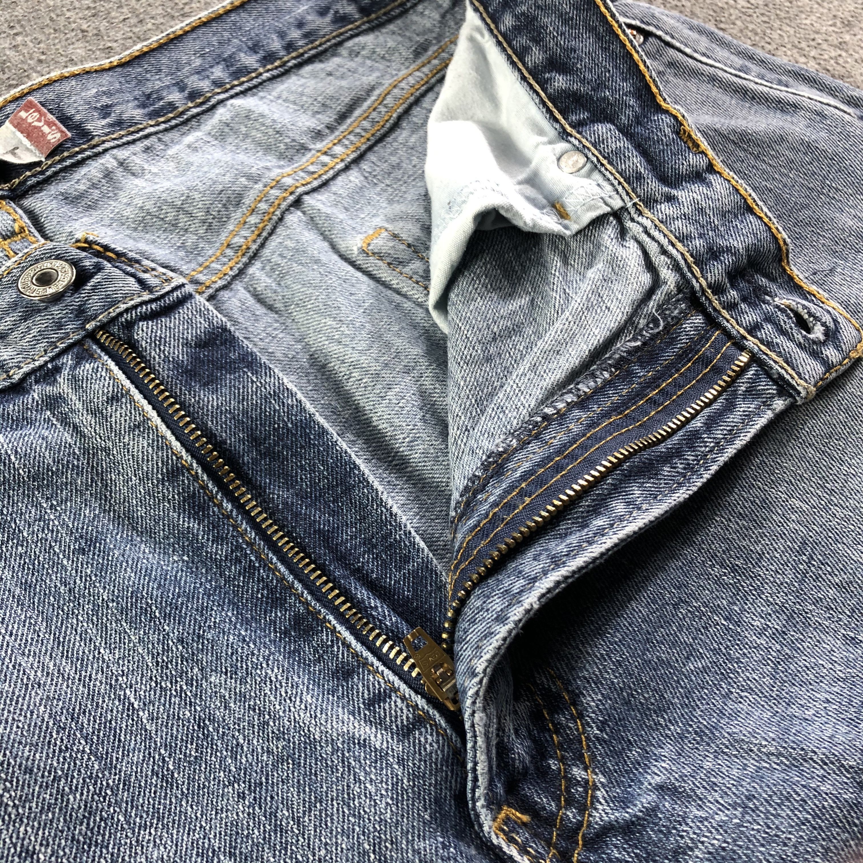 Levi's Vintage Levis 559 Jeans-J3542 Size US 39 - 8 Thumbnail