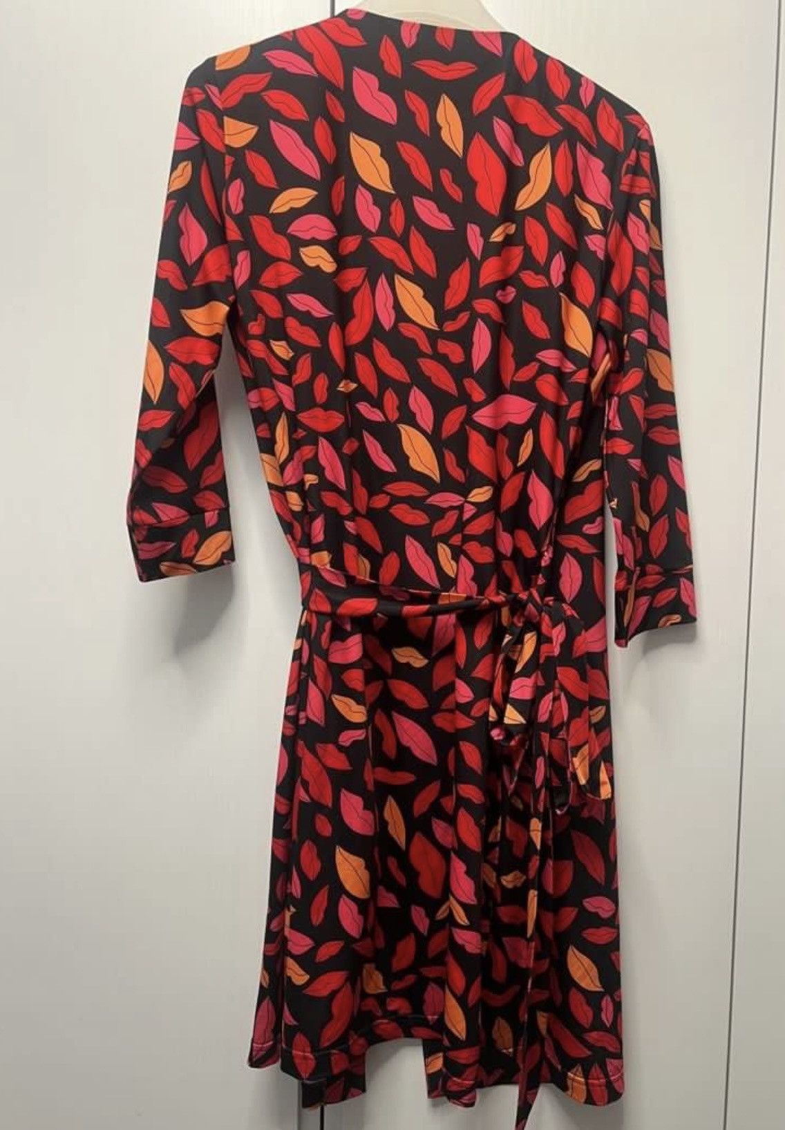 Diane von Furstenberg DVF lips Wrap Dress Size XS / US 0-2 / IT 36-38 - 6 Thumbnail