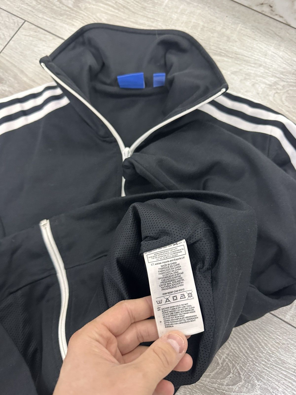 Adidas Adidas Black Stripped Track Jacket Zip Up Size L / US 10 / IT 46 - 5 Thumbnail