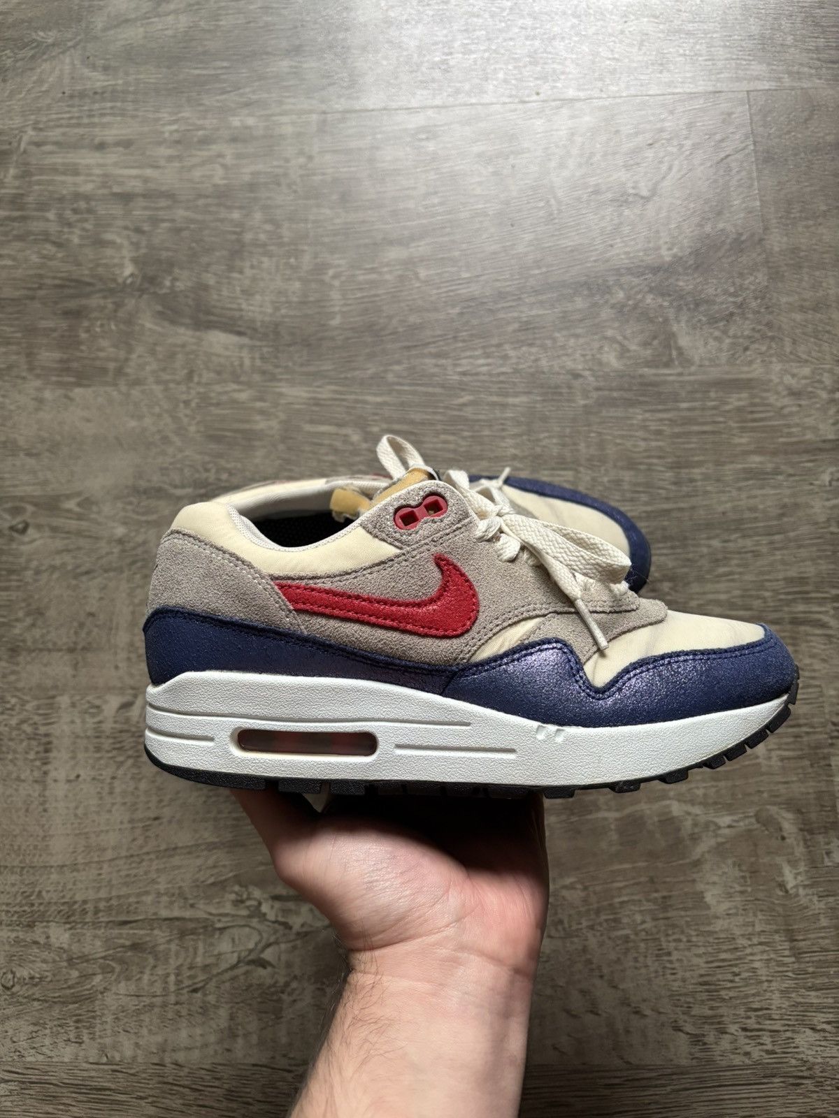 Nike 2013 Nike Air Max 1 VNTG Size US 6 / IT 36 - 1 Thumbnail