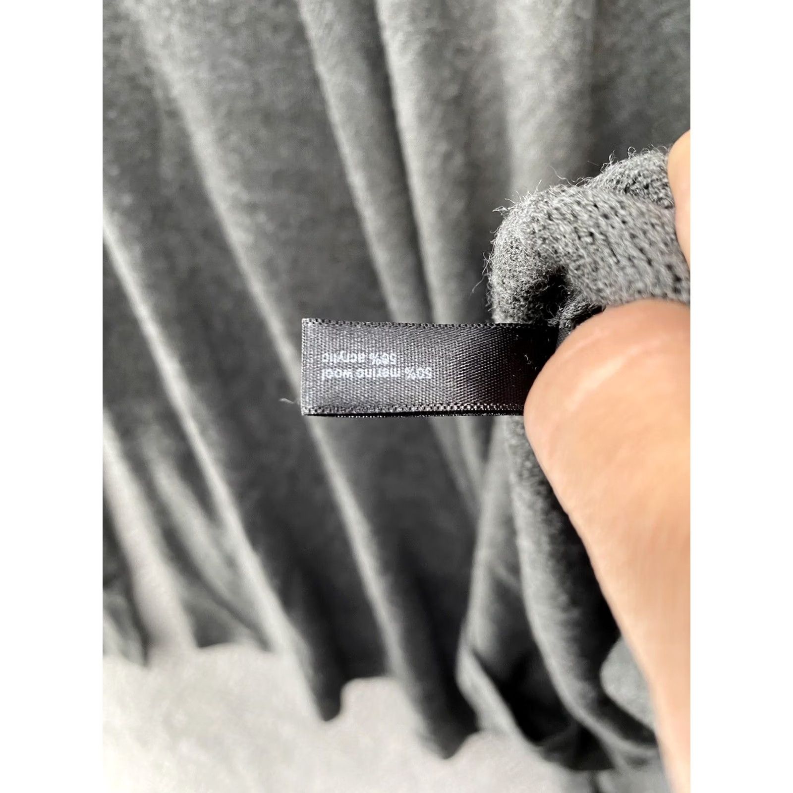 Vintage The Limited Sweater Dress Women's Gray Merino Wool Blend XS V-Neck Long Sleeve Knit Size XS / US 0-2 / IT 36-38 - 4 Thumbnail