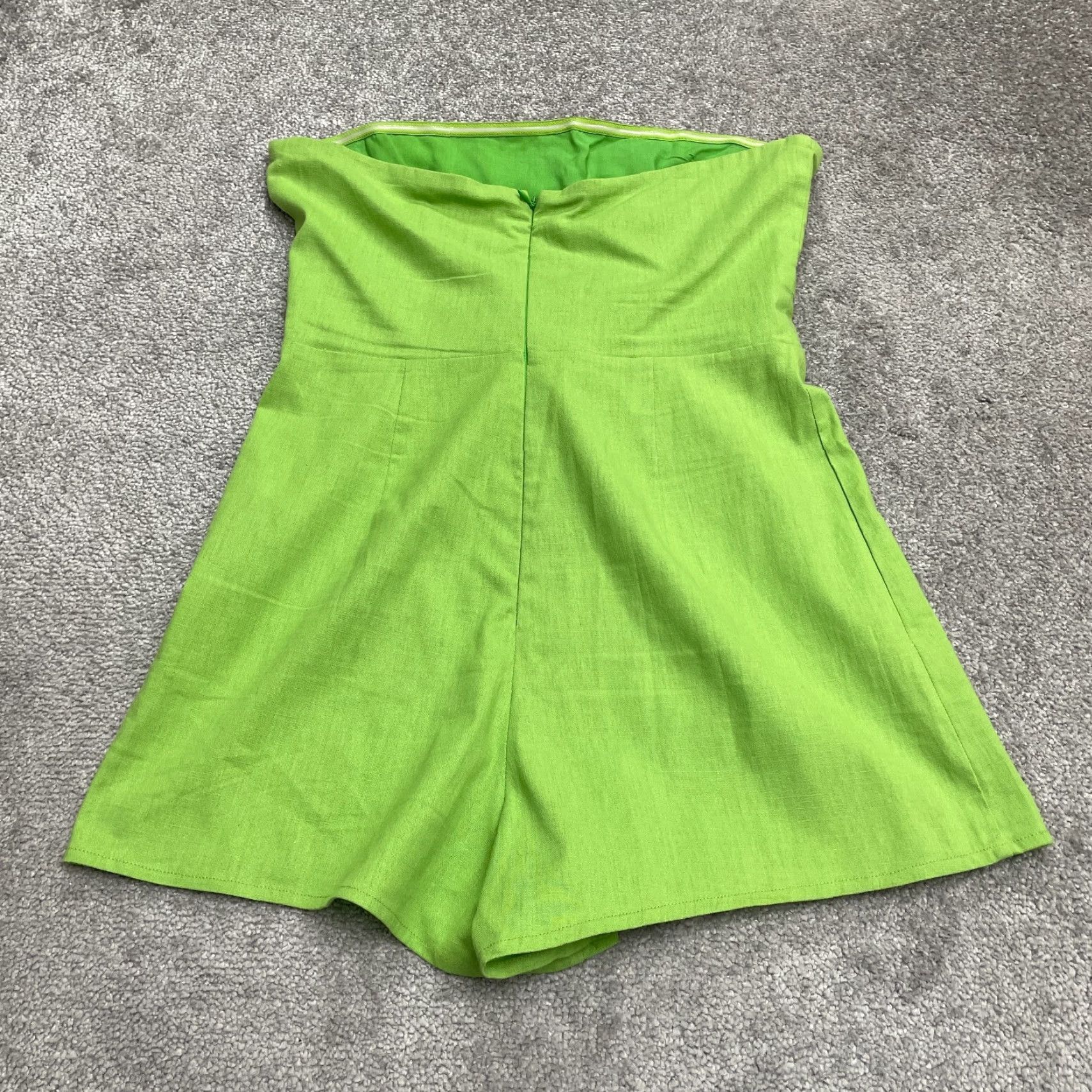 Urban Outfitters Urban Outfitters Romper Womens Medium Apple Green Strapless Tube Waist Hole Bow Size 32" / US 10 / IT 46 - 2 Thumbnail