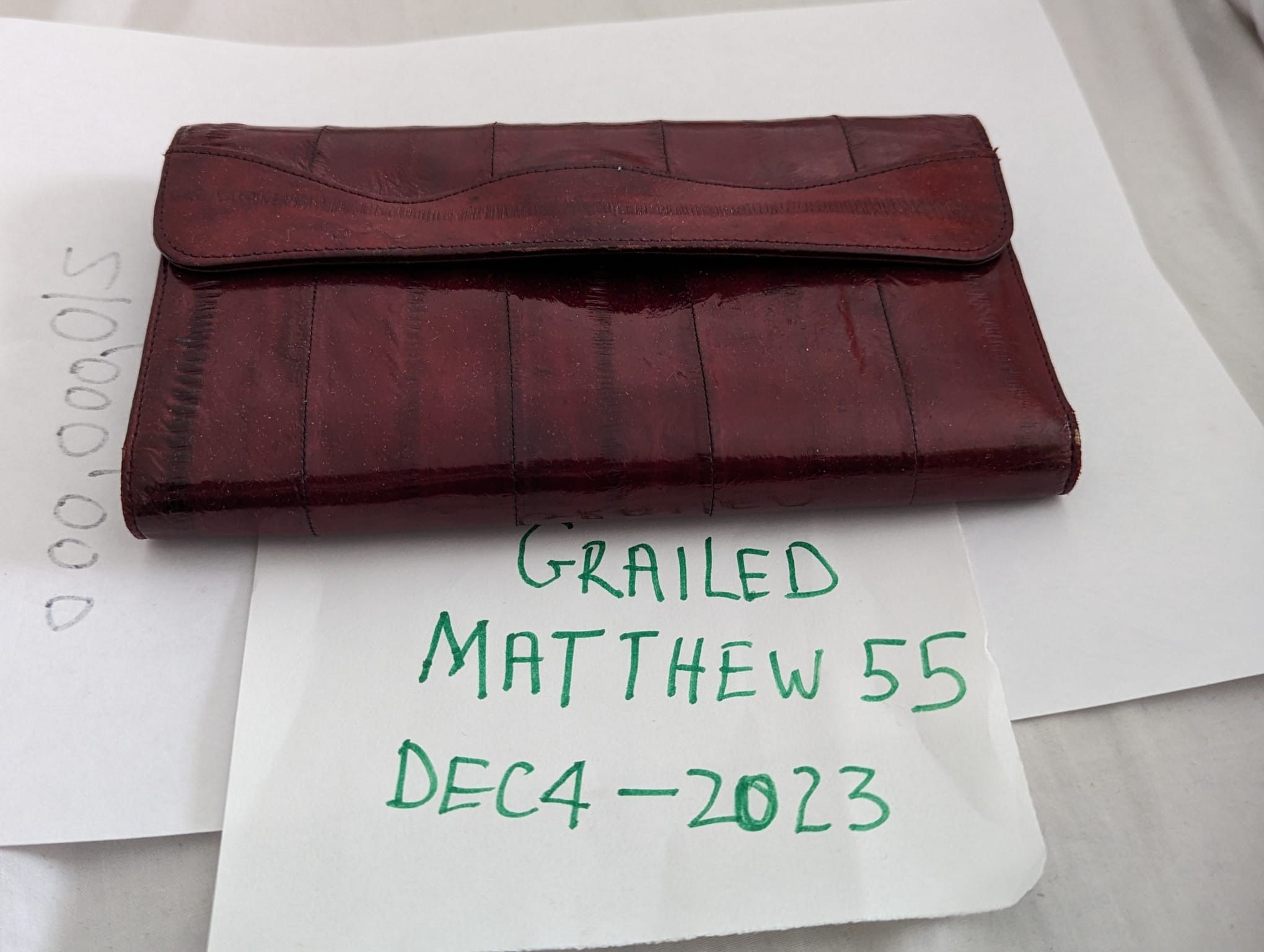 image of Vintage Men Leather Wallet in Ox Blood