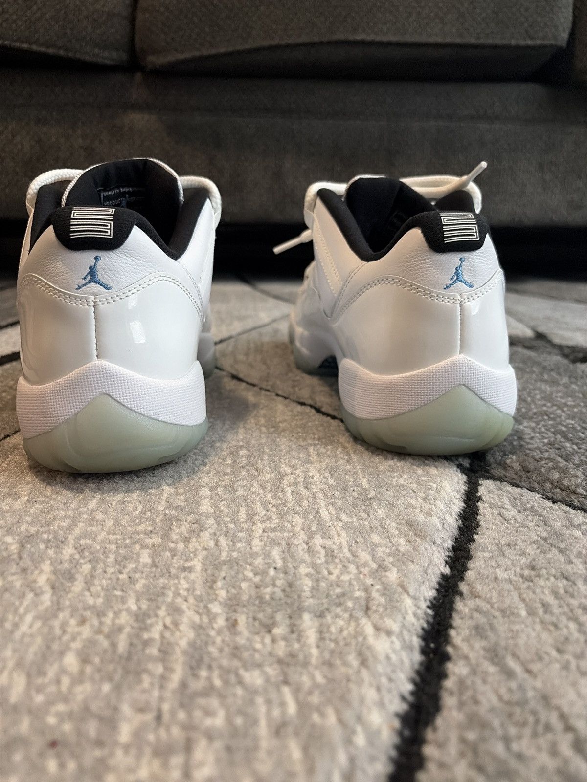 Jordan Brand JORDAN 11 RETRO LOW - LEGEND BLUE Size US 10 / EU 43 - 3 Thumbnail