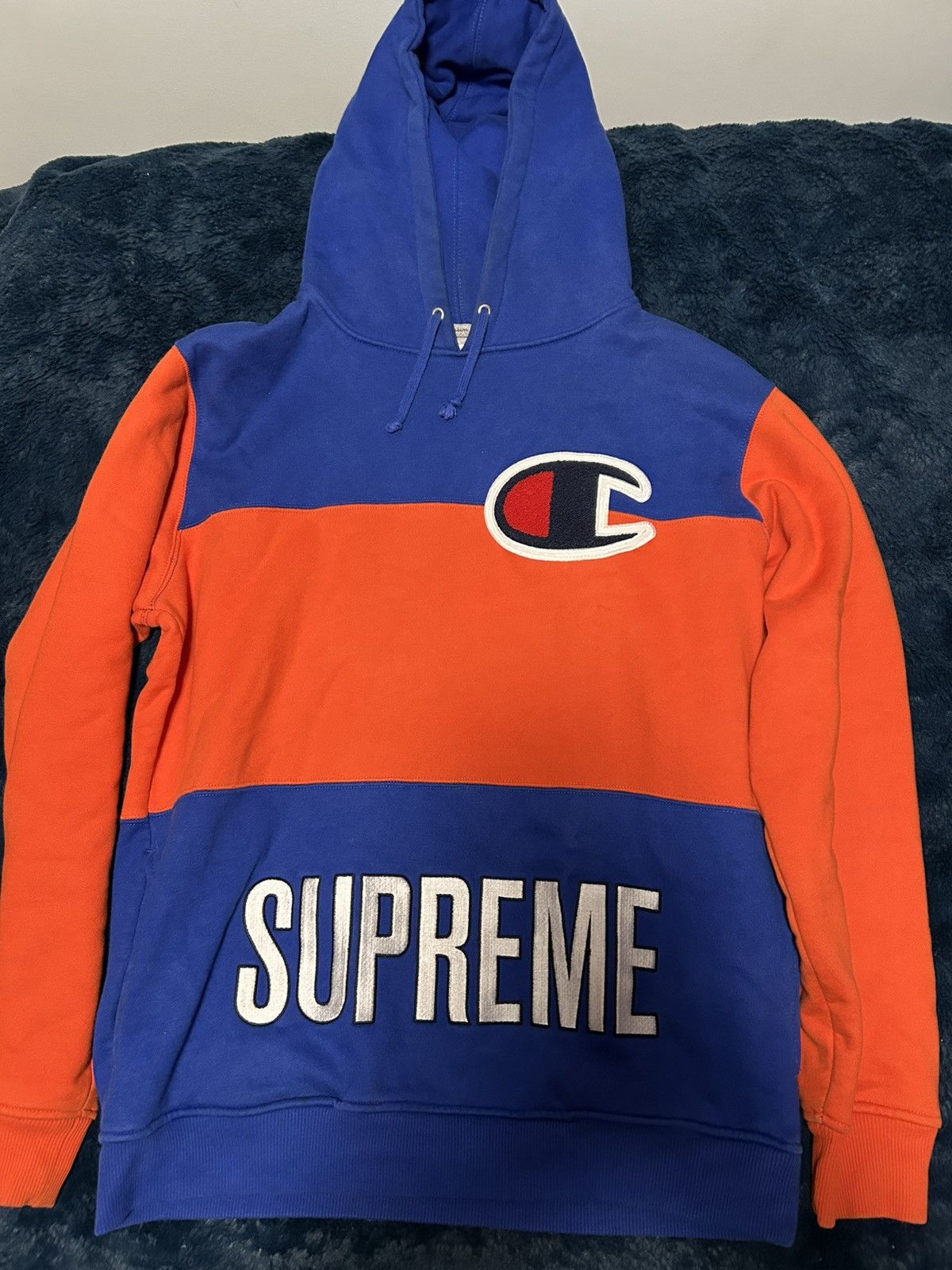 Supreme Supreme champion hoodie Size US M / EU 48-50 / 2 - 1 Thumbnail