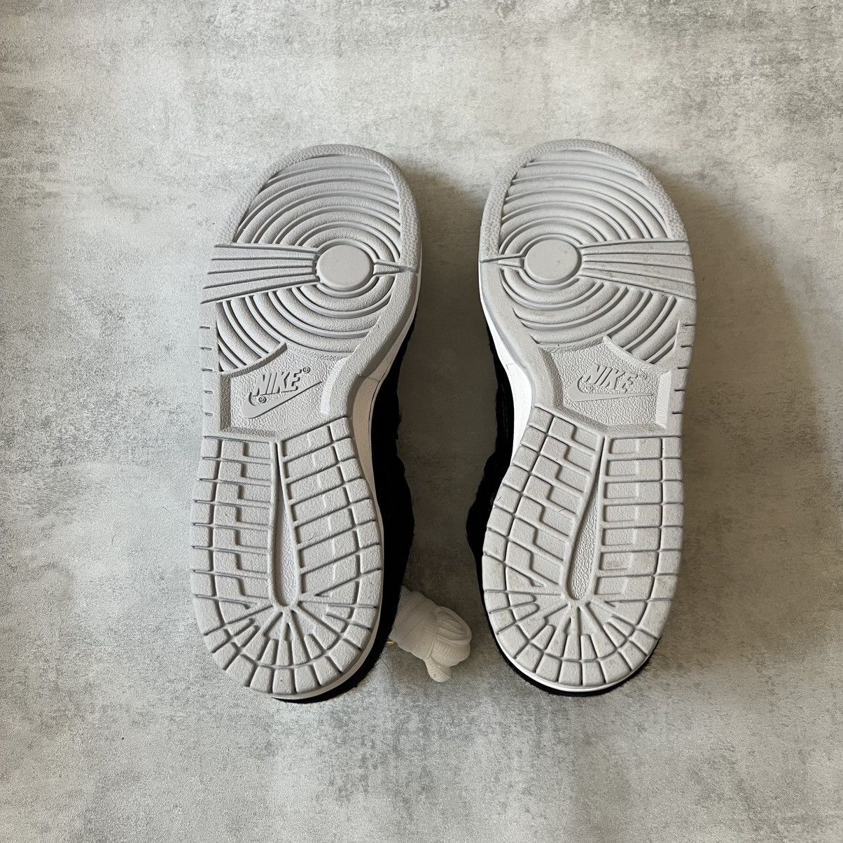 Medicom Toy × Nike Nike Dunk Size US 10 / EU 43 - 3 Thumbnail