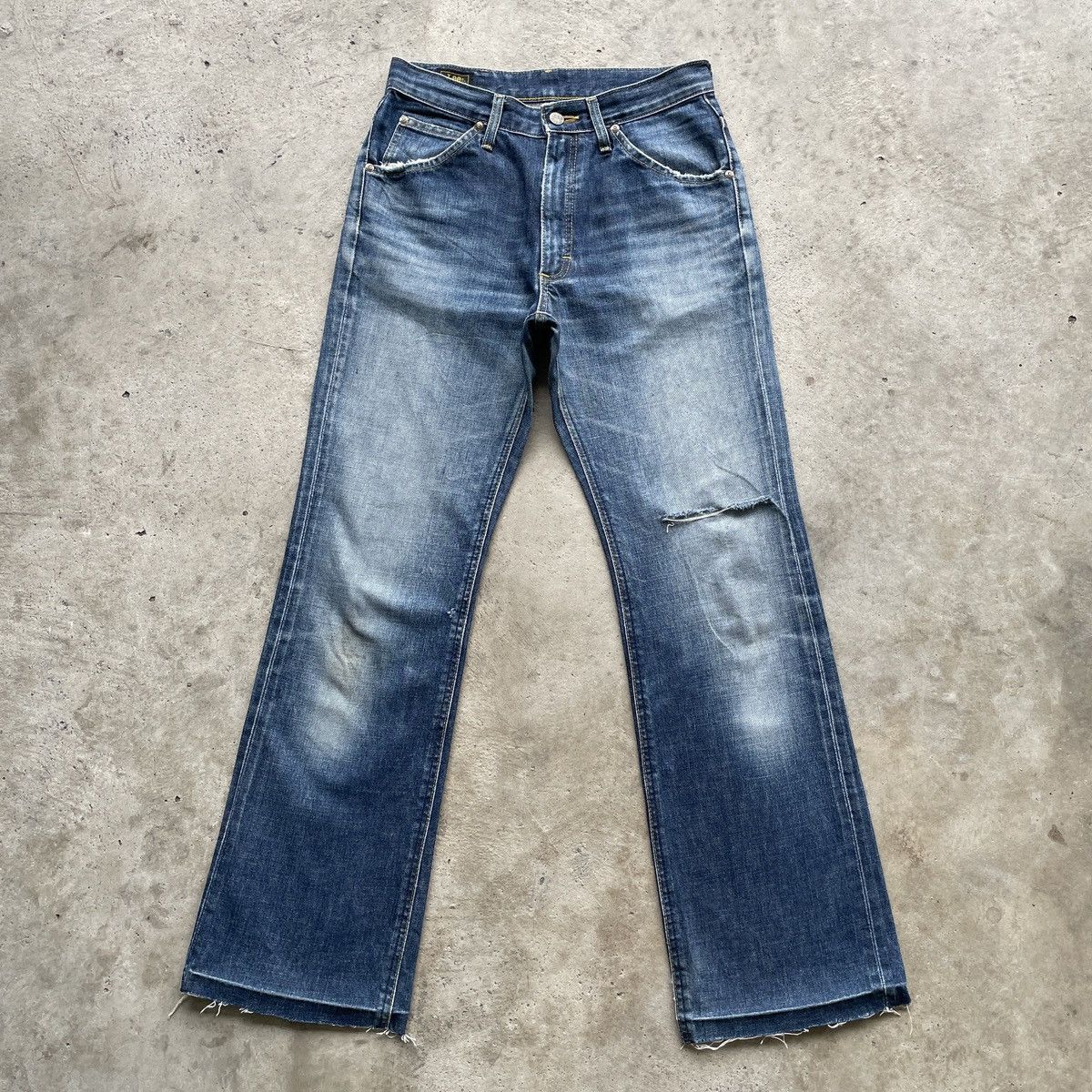 Japanese Brand Vintage Distressed Lee Faded Flare Jeans Denim Pants W28 Size US 28 / EU 44 - 1 Thumbnail