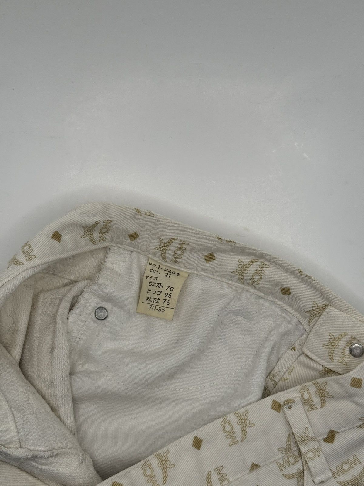 MCM Vintage Mcm O.T.C fullprint Monogram Jeans Size 28" / US 6 / IT 42 - 8 Thumbnail