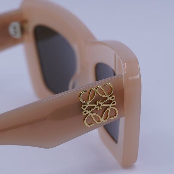 Loewe Loewe LW40145I 72E Sunglasses Shiny Pink Cat Eye Frame Size ONE SIZE - 9 Thumbnail