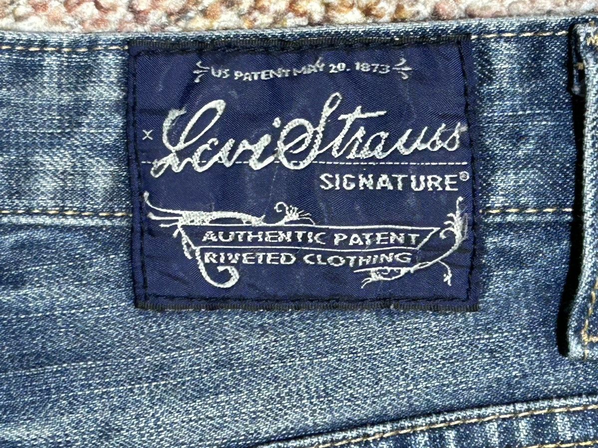 Levi's Levi’s Signature 2006 Low Rise Boot Cut Size US 38 / EU 54 - 16 Thumbnail