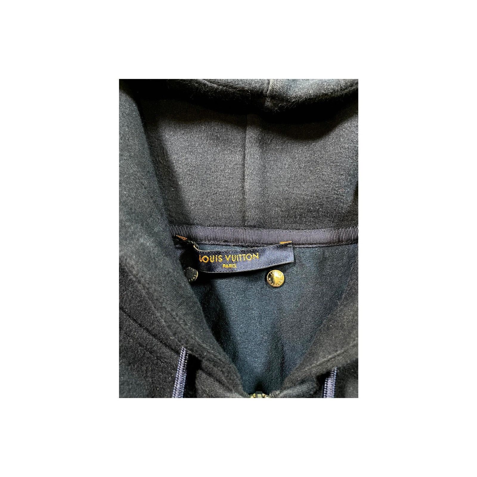Louis Vuitton Louis Vuitton Logo Zip Up Navy & Silver Hoodie Size US S / EU 44-46 / 1 - 3 Thumbnail