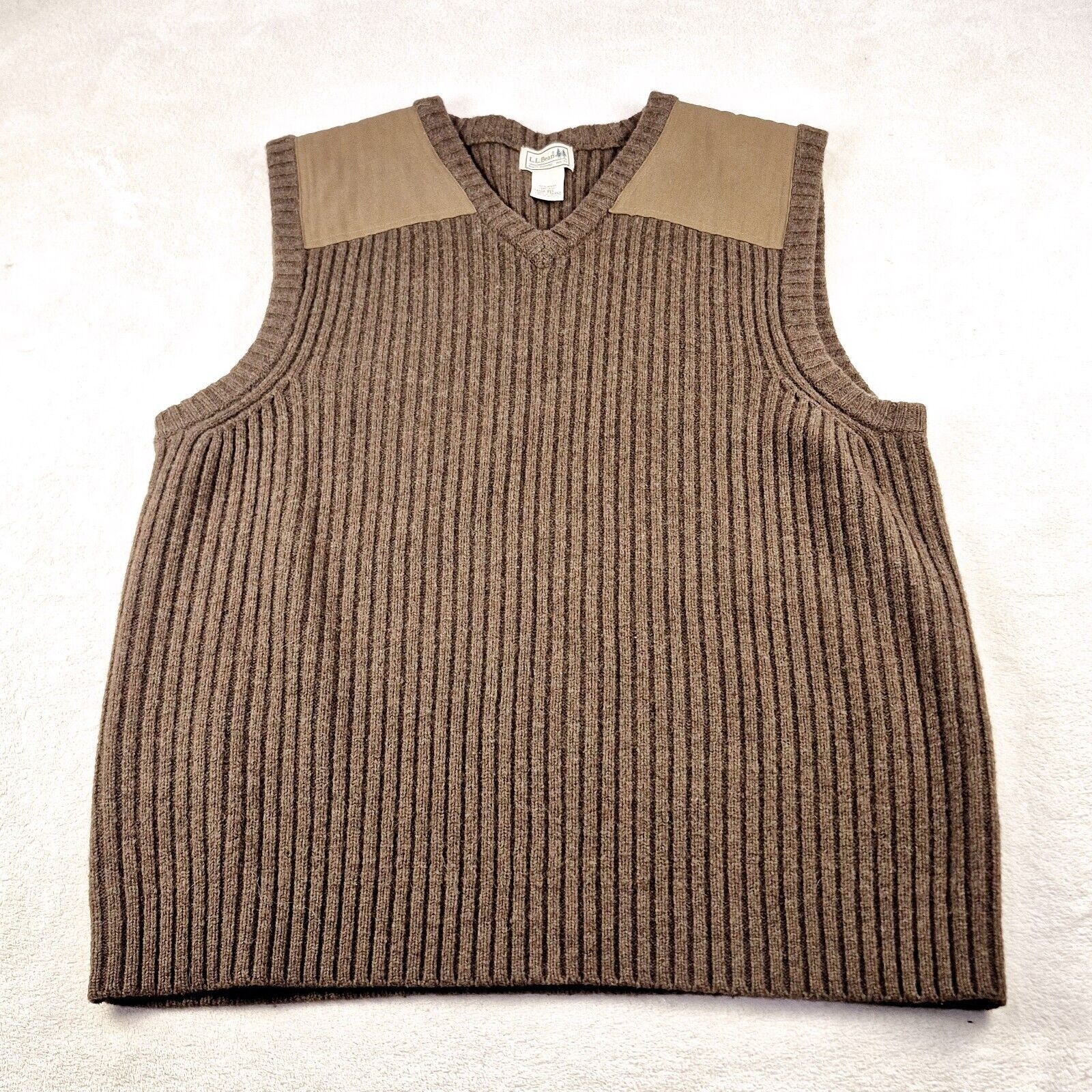 L.L. Bean LL Bean Mens Hunting Merino Wool Ribbed Knit Sweater XL Vest Size US XL / EU 56 / 4 - 1 Thumbnail