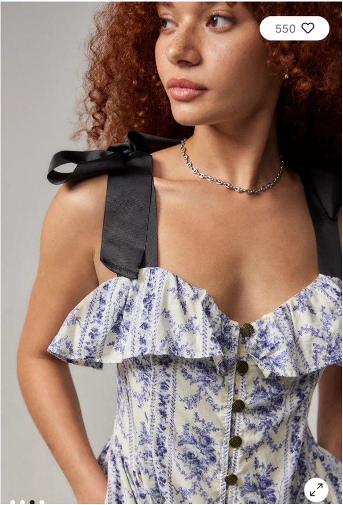 Urban Outfitters EUC Kimchi Blue Kirsten Romantic Midi Dress Size M / US 6-8 / IT 42-44 - 4 Thumbnail
