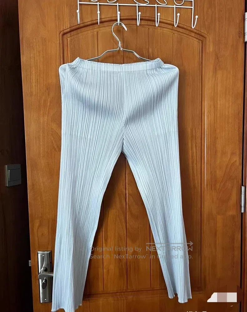 Issey Miyake Issey Miyake Light Gray Pants Size 25" / US 0 / IT 36 - 1 Thumbnail