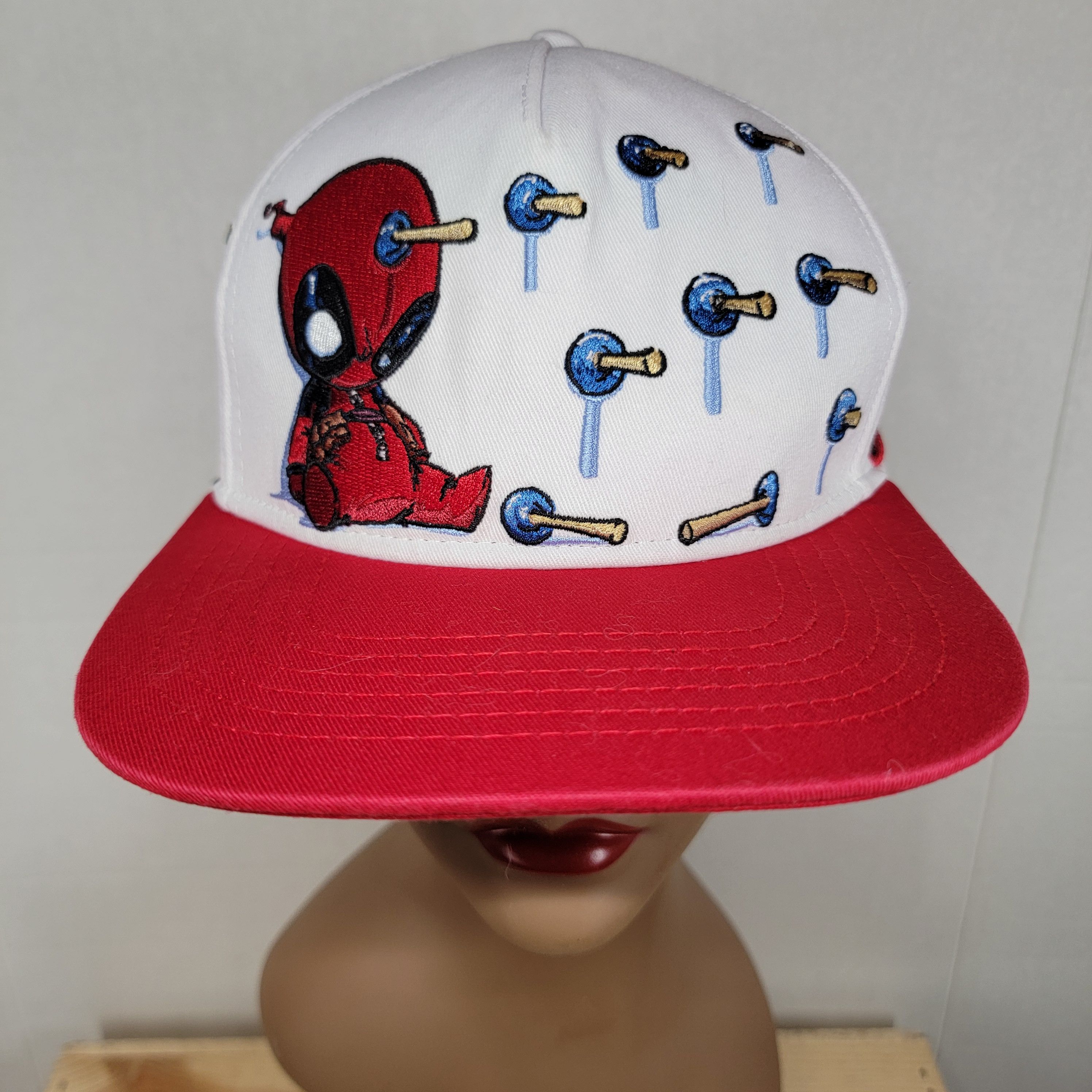 Marvel Comics Marvel Snap Back Ball Cap Deadpool Chibi Plunger Design Size ONE SIZE - 1 Thumbnail