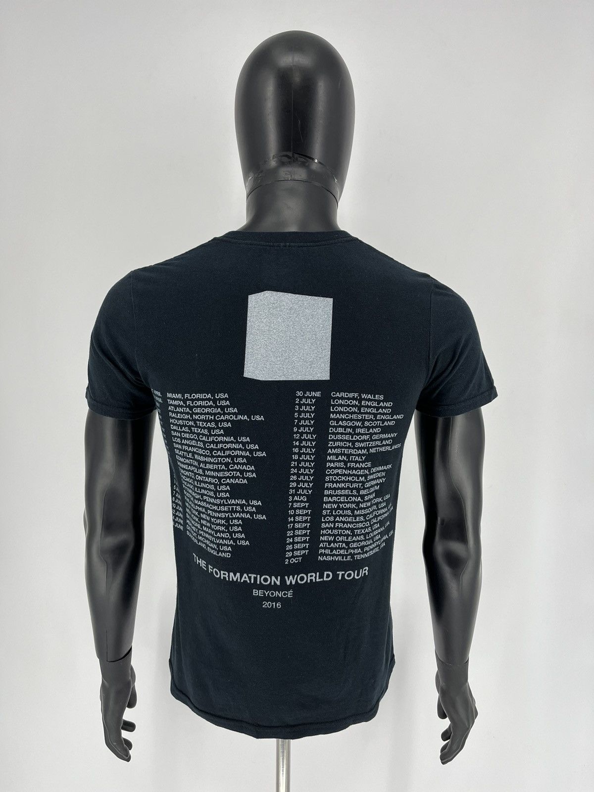 Band Tees × Beyonce Beyonce Formation 2016 World Tour Official T Shirt Adult S Size US S / EU 44-46 / 1 - 9 Thumbnail