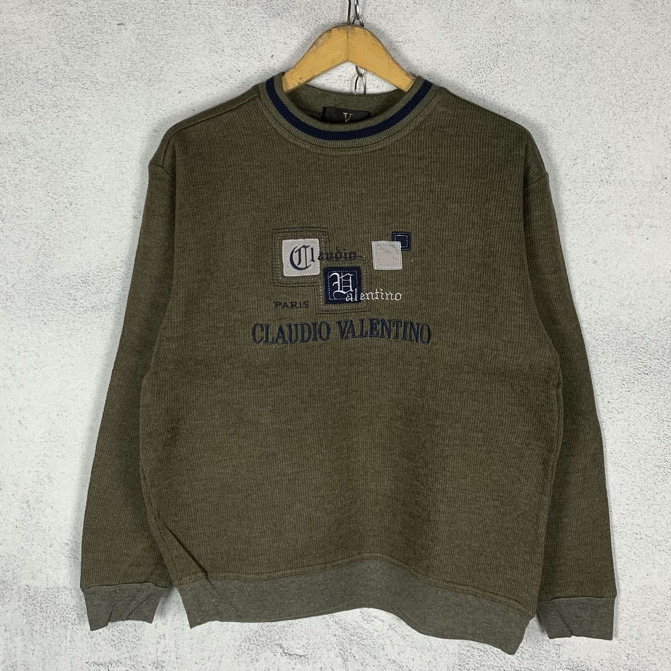 Valentino Vintage Claudio Valentino Sweatshirt Crewneck Size US S / EU 44-46 / 1 - 1 Thumbnail