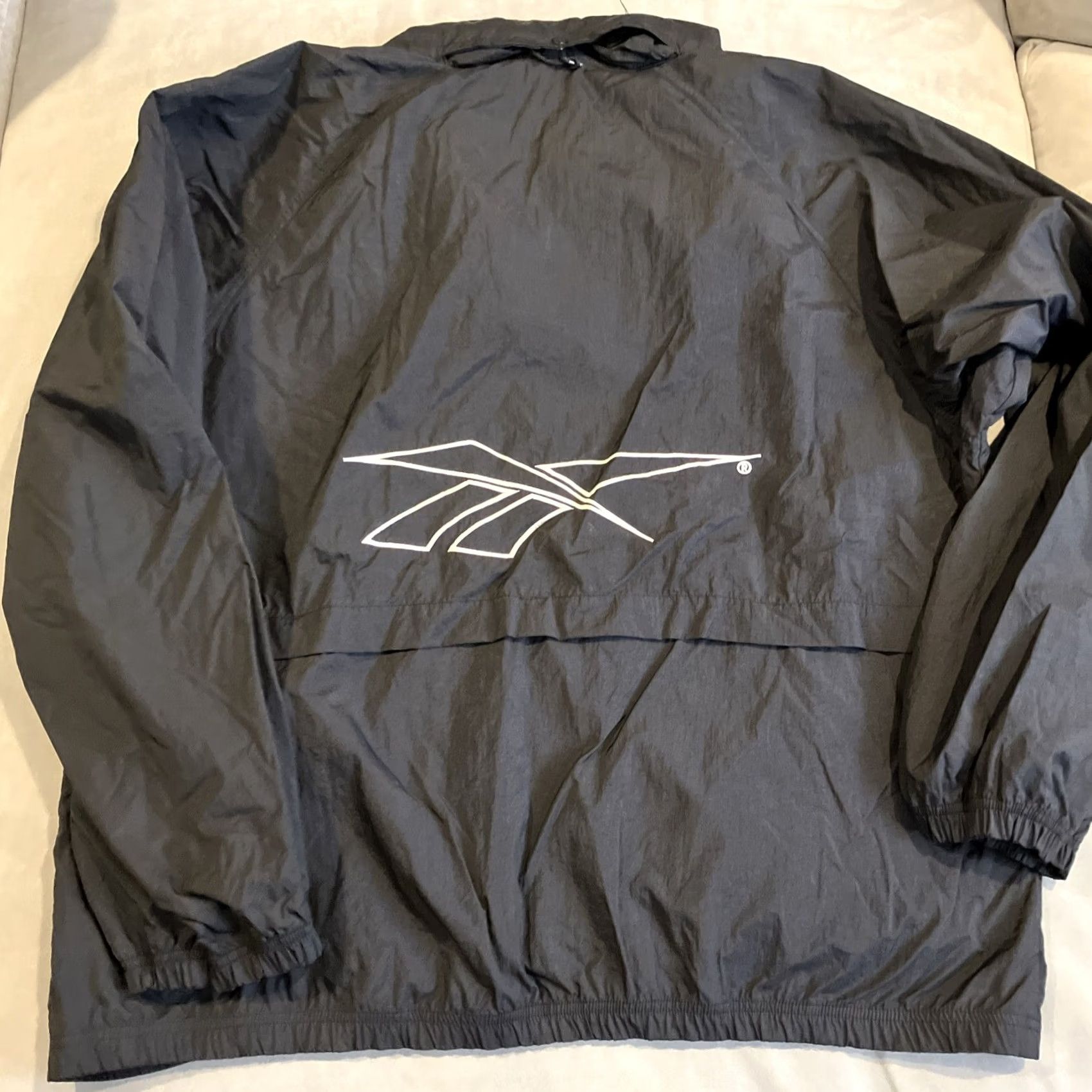 Reebok VINTAGE Reebok Jacket Mens XL Black Embroidered Windbreaker Built Hood Men Size US XL / EU 56 / 4 - 5 Thumbnail