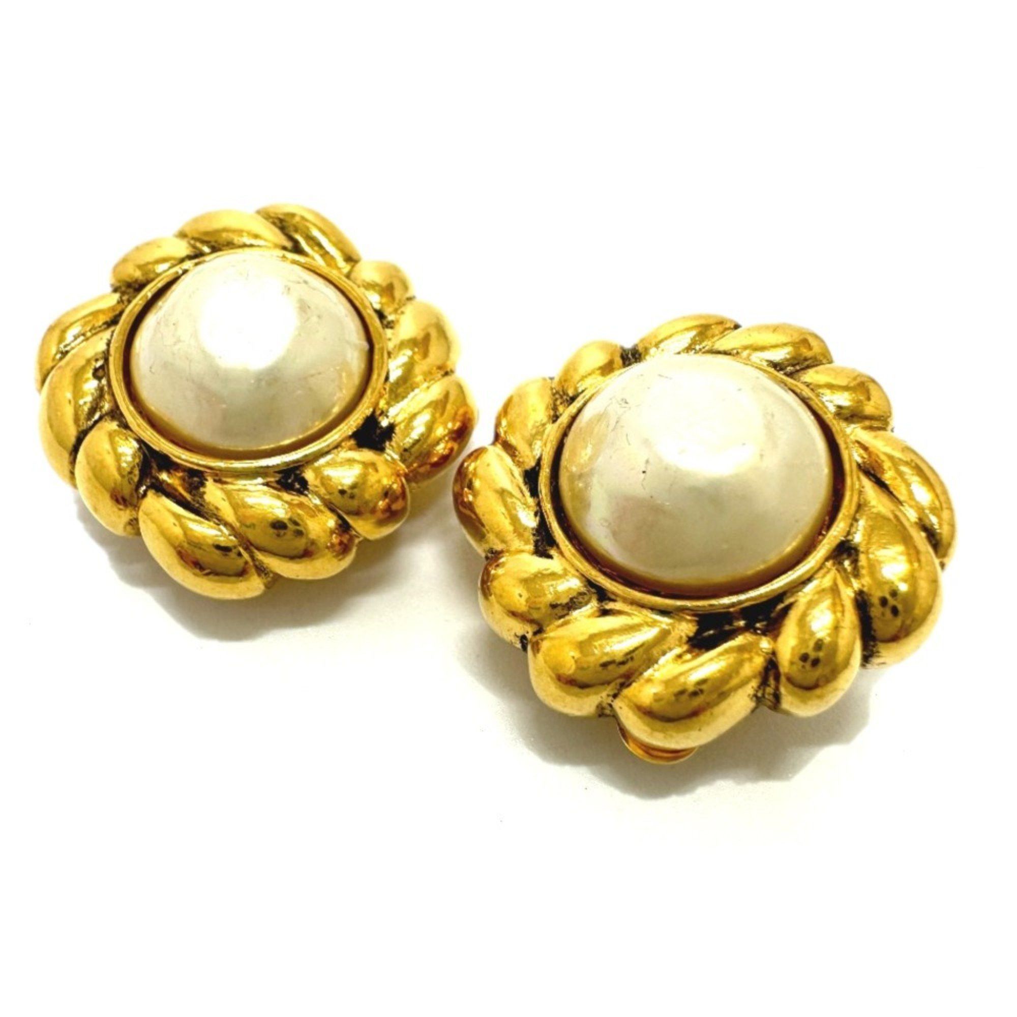Chanel Chanel Earrings Gold Size ONE SIZE - 1 Thumbnail