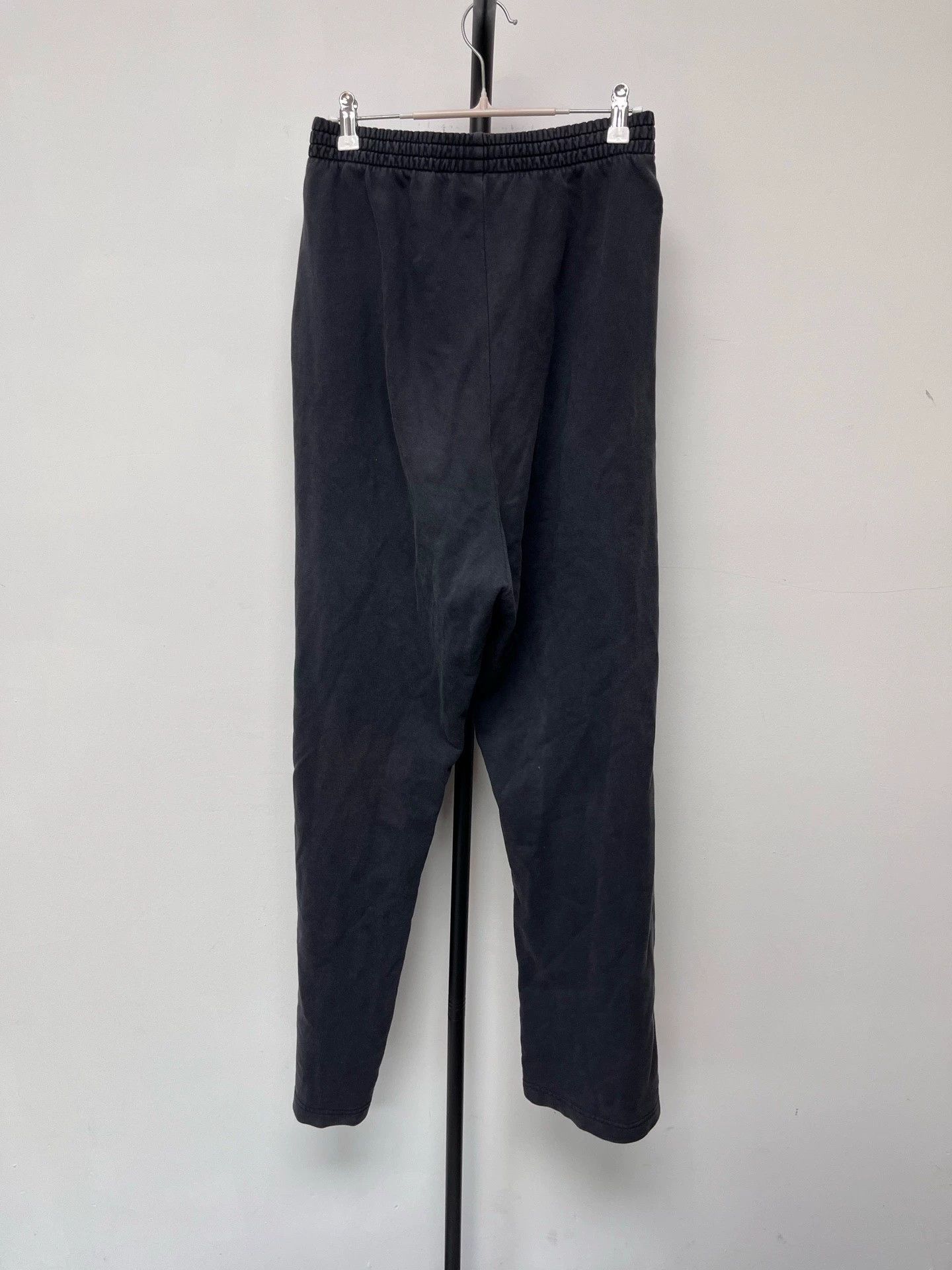 Balenciaga Balenciaga mid-rise straight leg loose-fitting trousers Size US 29 - 2 Thumbnail