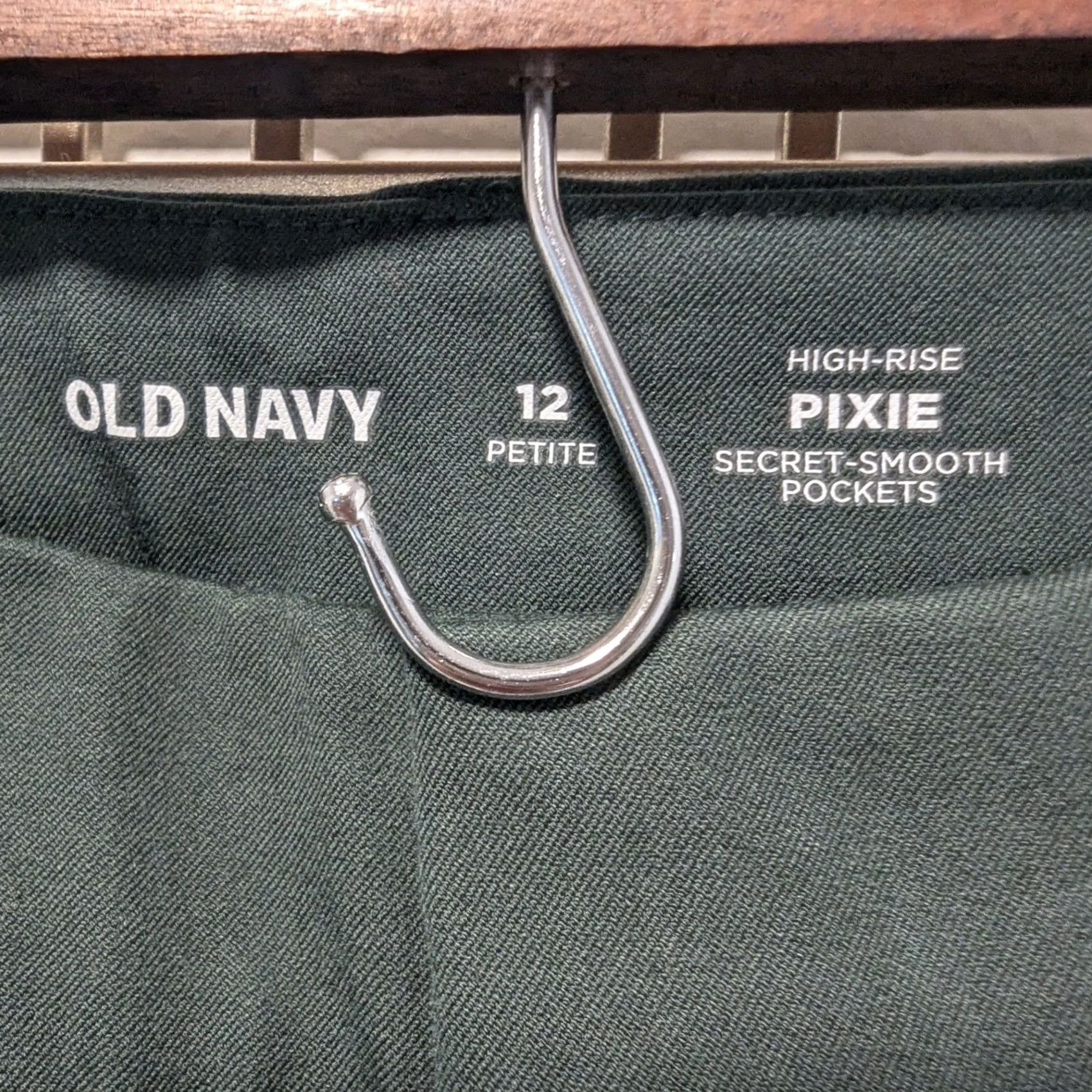 Old Navy Old Navy Pixie High Rise Pants Women's 12P Green Secret Pockets Slim Workwear Casual Tapered Twill Stretch Size 34" / US 12 / IT 48 - 3 Thumbnail