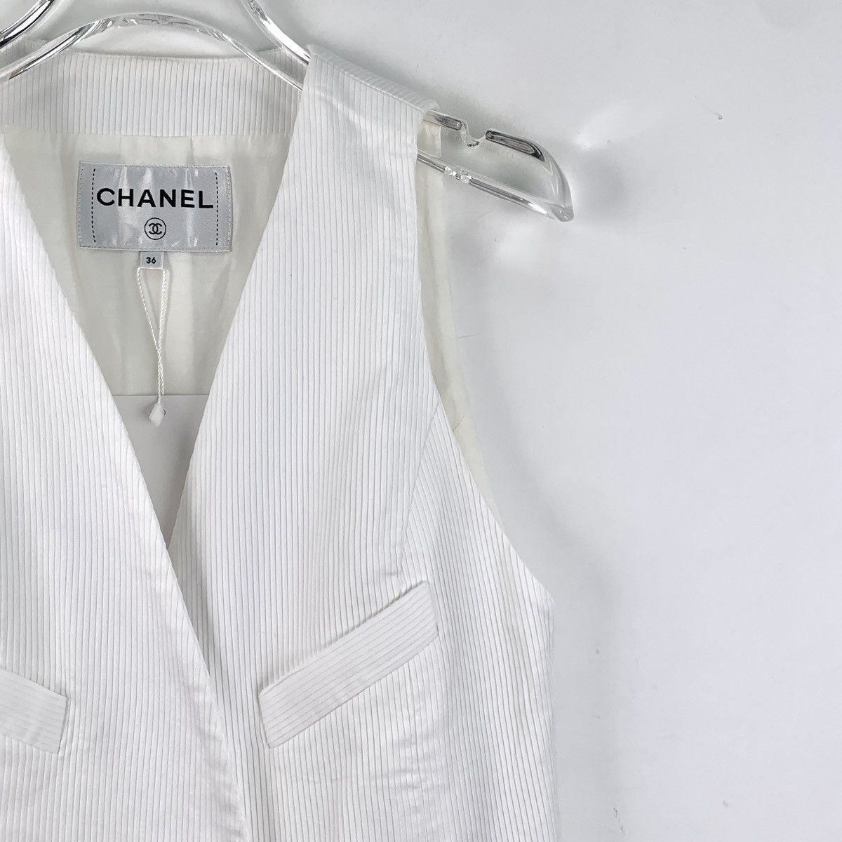 Chanel Chanel White Cotton V-neck Sleeveless Vest Dress K26WX Size XS / US 0-2 / IT 36-38 - 3 Thumbnail