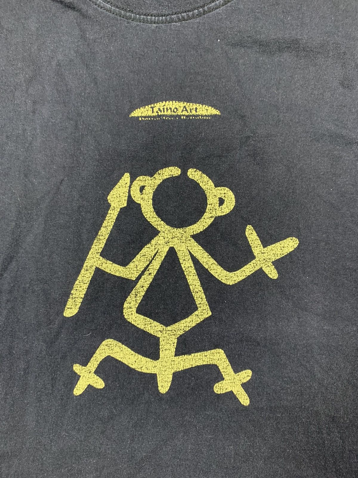 Japanese Brand × Vintage Vintage Y2K Thailand Taino art big logo tee streetwear style Size US M / EU 48-50 / 2 - 4 Thumbnail