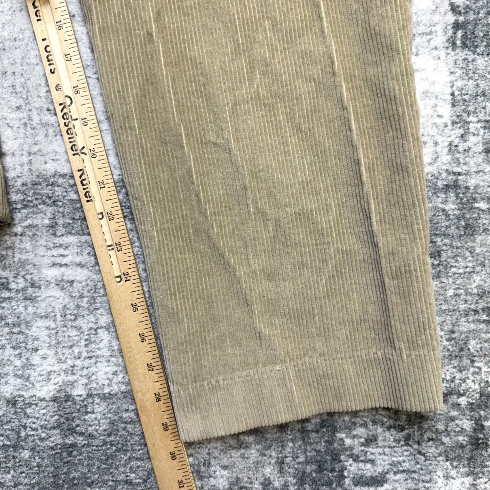 Vintage L.L. Bean Corduroy Pants Mens 36 Beige Wide Wale Classic Straight Trouser Pants Size US 36 / EU 52 - 7 Thumbnail
