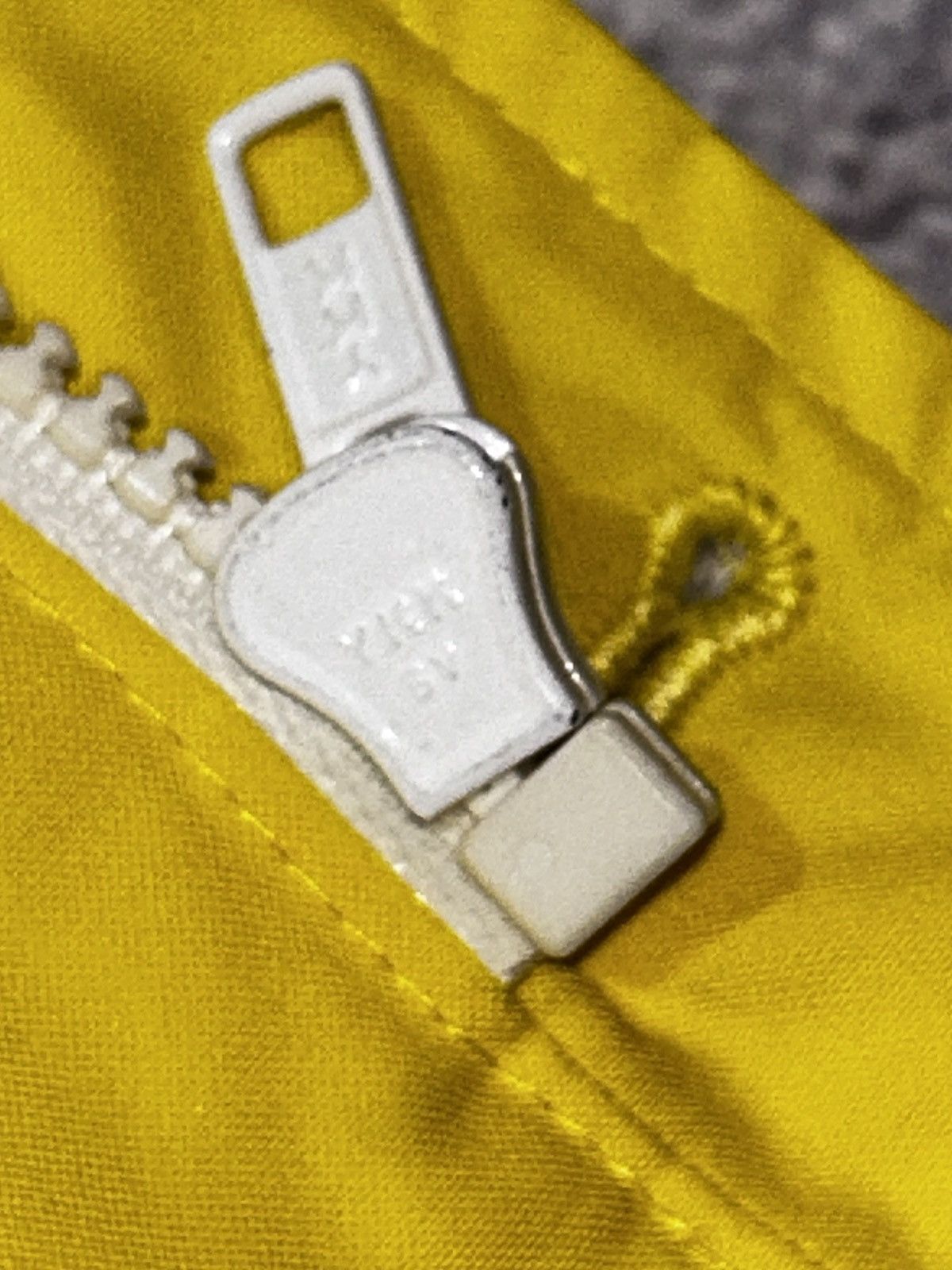 Burberry Vintage Burberrys Yellow Lightweight Bomber Nova Era Size US M / EU 48-50 / 2 - 11 Thumbnail