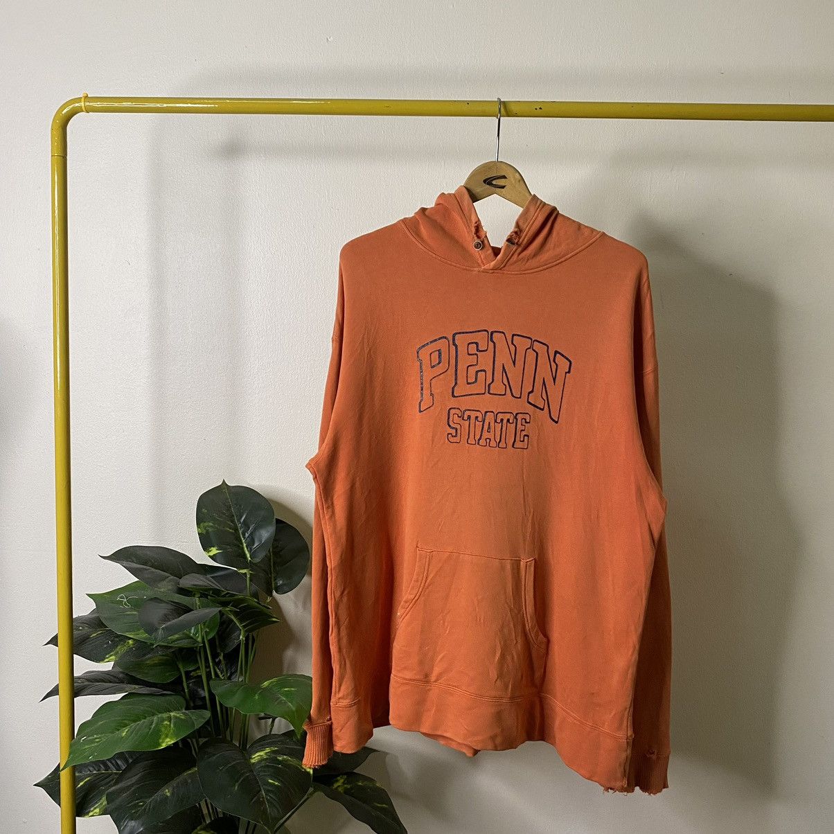 Vintage 90s University of Pennsylvania Penn State Distressed Hoodie Size US L / EU 52-54 / 3 - 1 Thumbnail