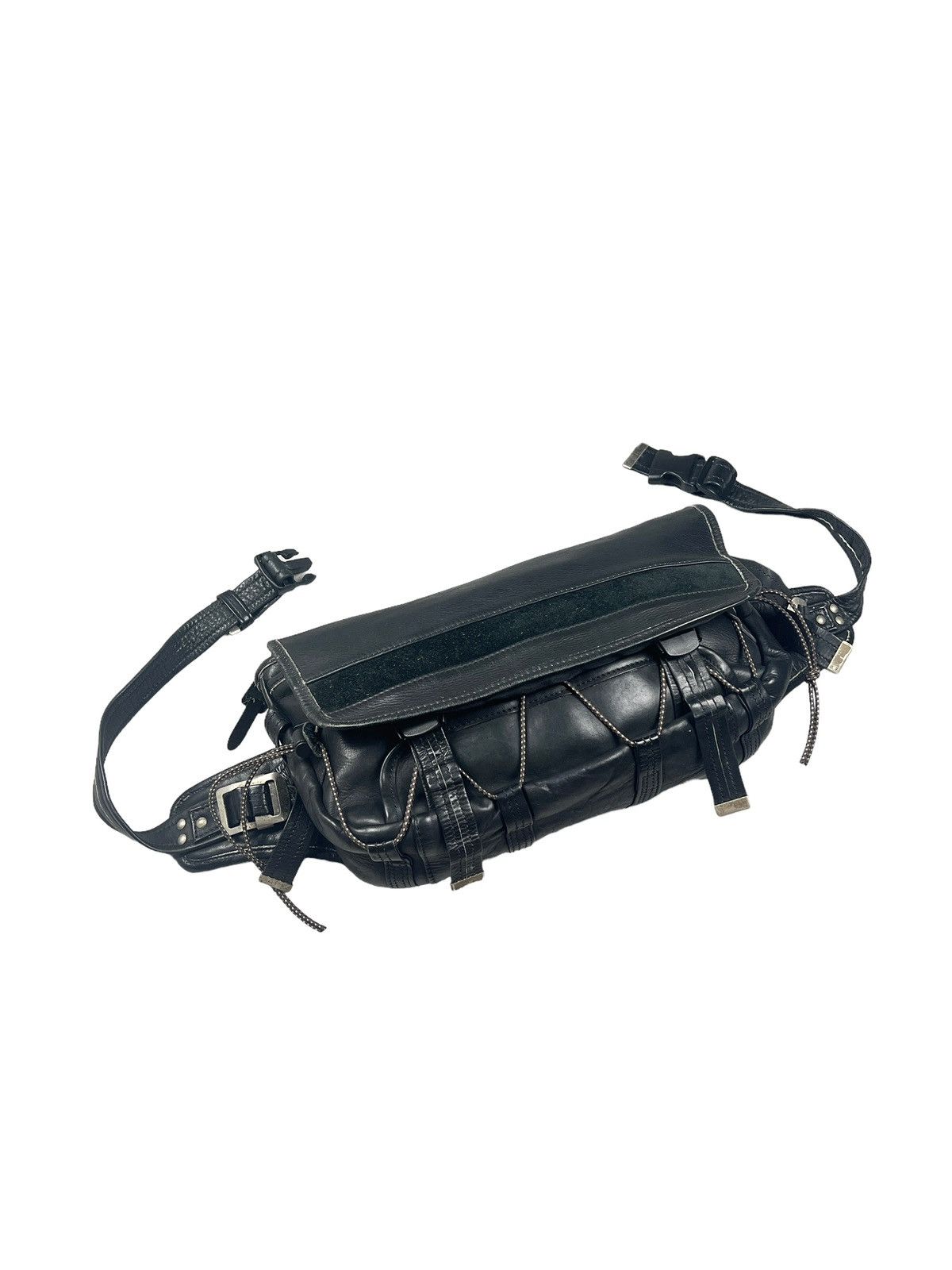 Corbo Genuine Leather Messenger Bag in Black, Men's
