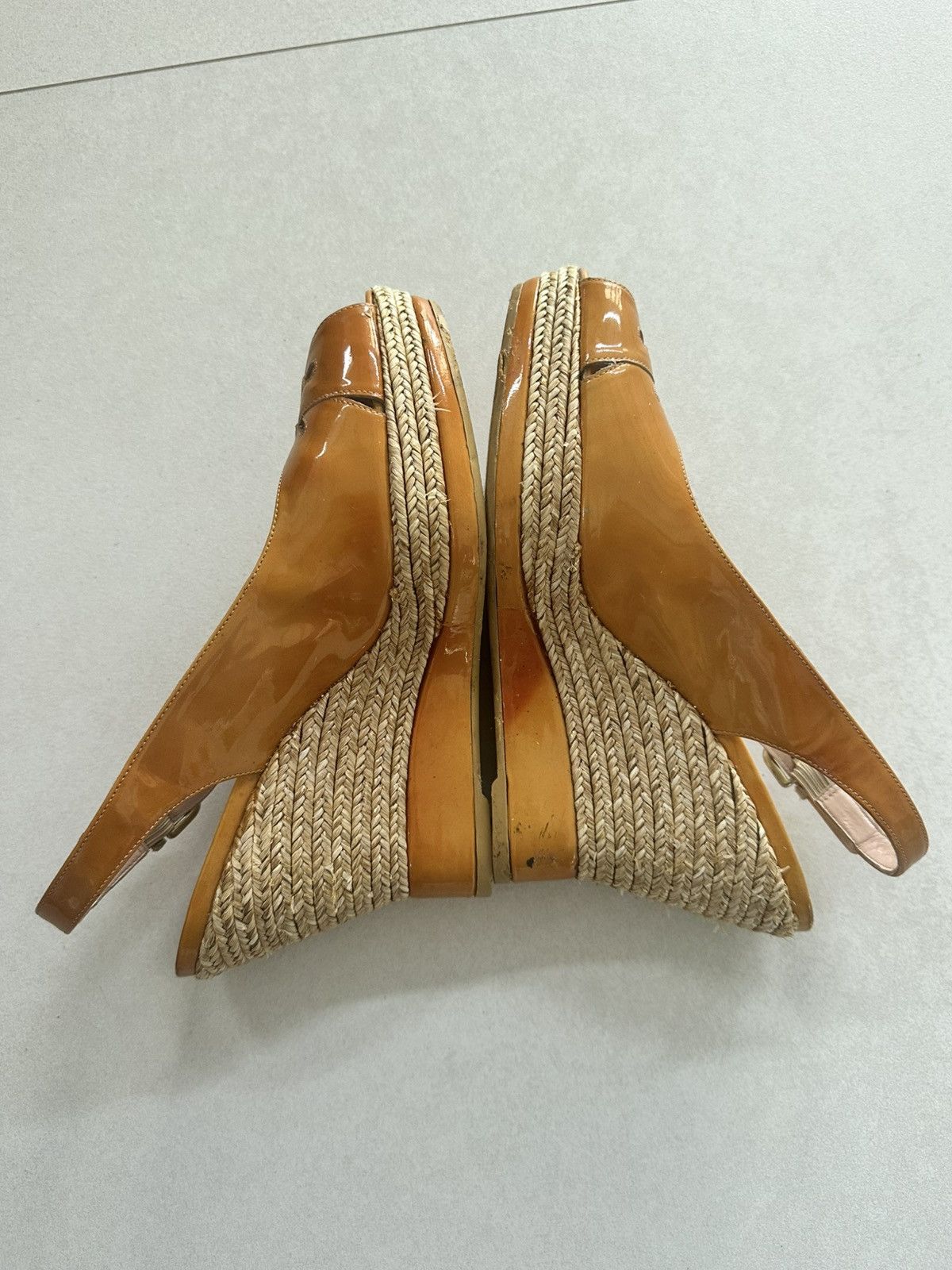 Stuart Weitzman Stuart Weitzman Patent Leather espadrille Sandals sz 9.5 Size US 9.5 / IT 39.5 - 4 Thumbnail