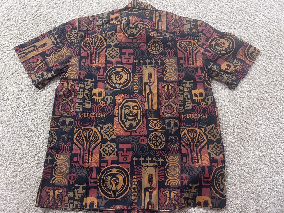 Disney Traders of the lost artifacts AOP Disney button up Lrg Size US L / EU 52-54 / 3 - 8 Thumbnail