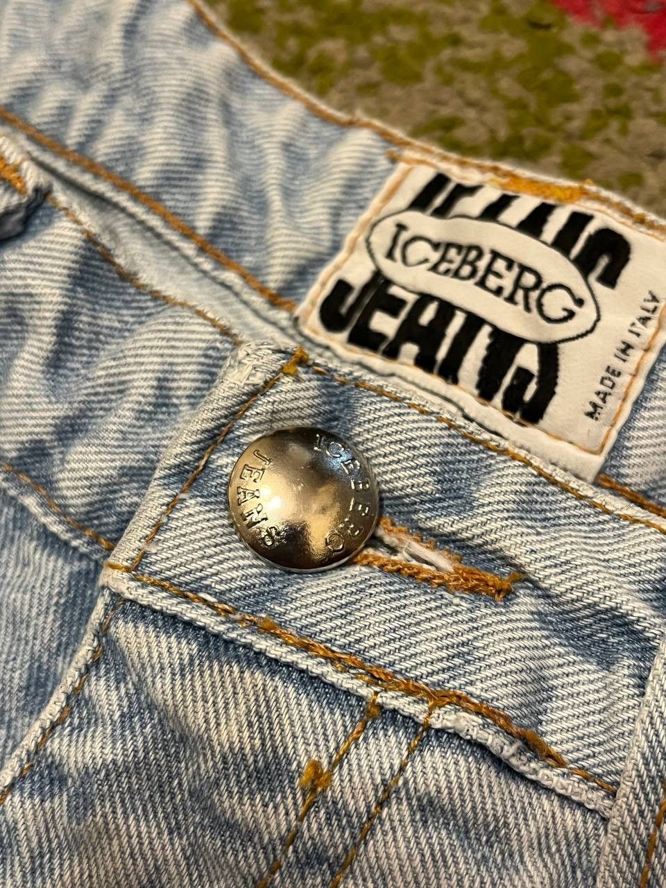 Iceberg Vintage Iceberg Flared Jeans Archive 31 Size US 31 - 6 Thumbnail