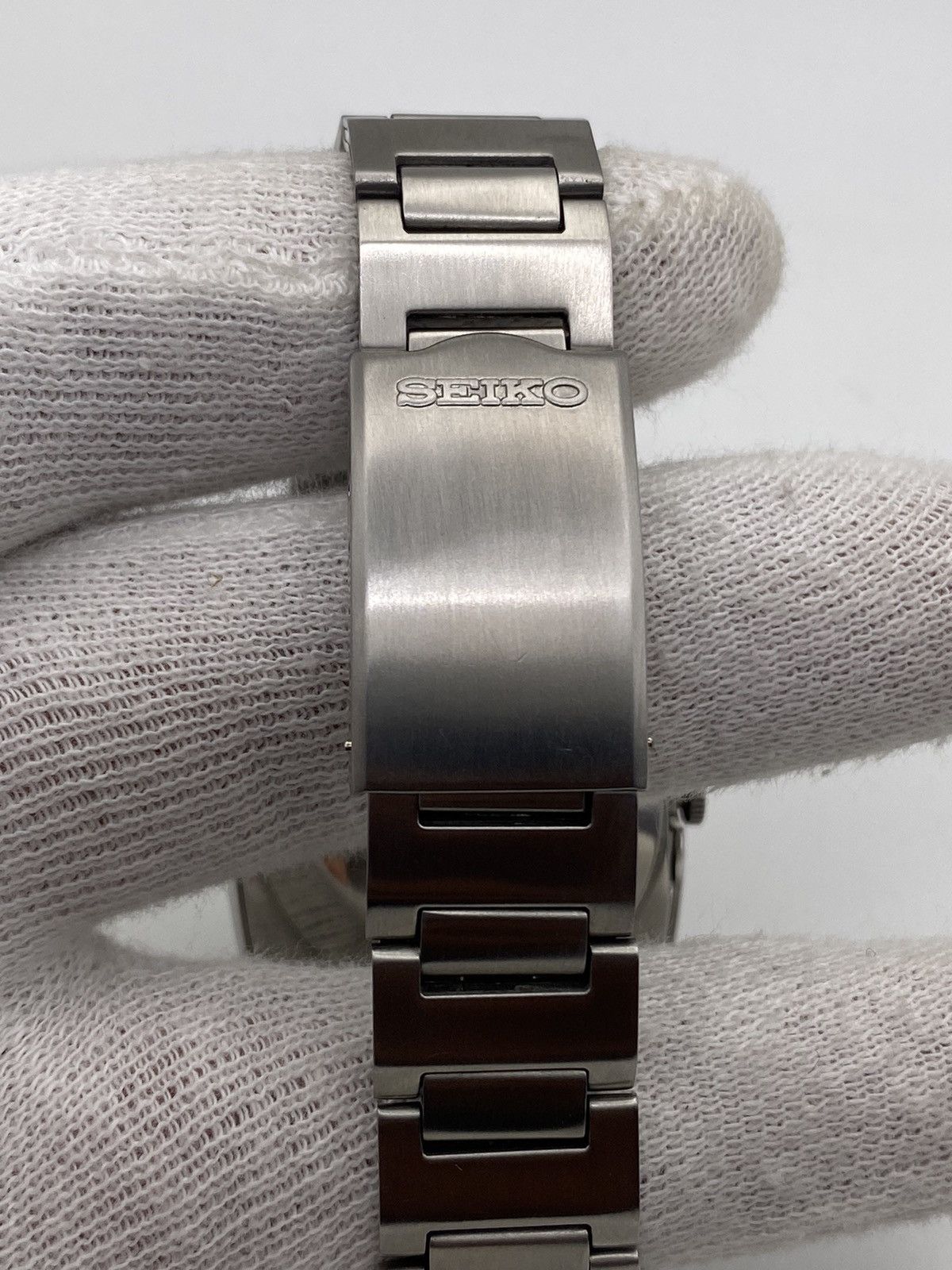 Seiko Vintage Seiko DX 6106 Automatic Men’s Wristwatch Size 36 - 6 Thumbnail