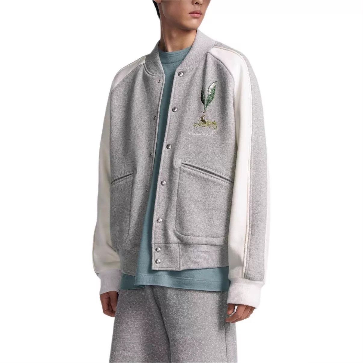 Dior DIOR 25 Gray XS Pilot Lily of the Valley Embroidery Near New Size US XS / EU 42 / 0 - 6 Thumbnail