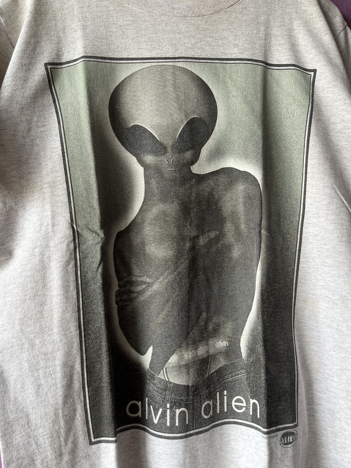 Vintage Vintage 1996 Alvin Alien Calvin Klein Size US M / EU 48-50 / 2 - 1 Thumbnail