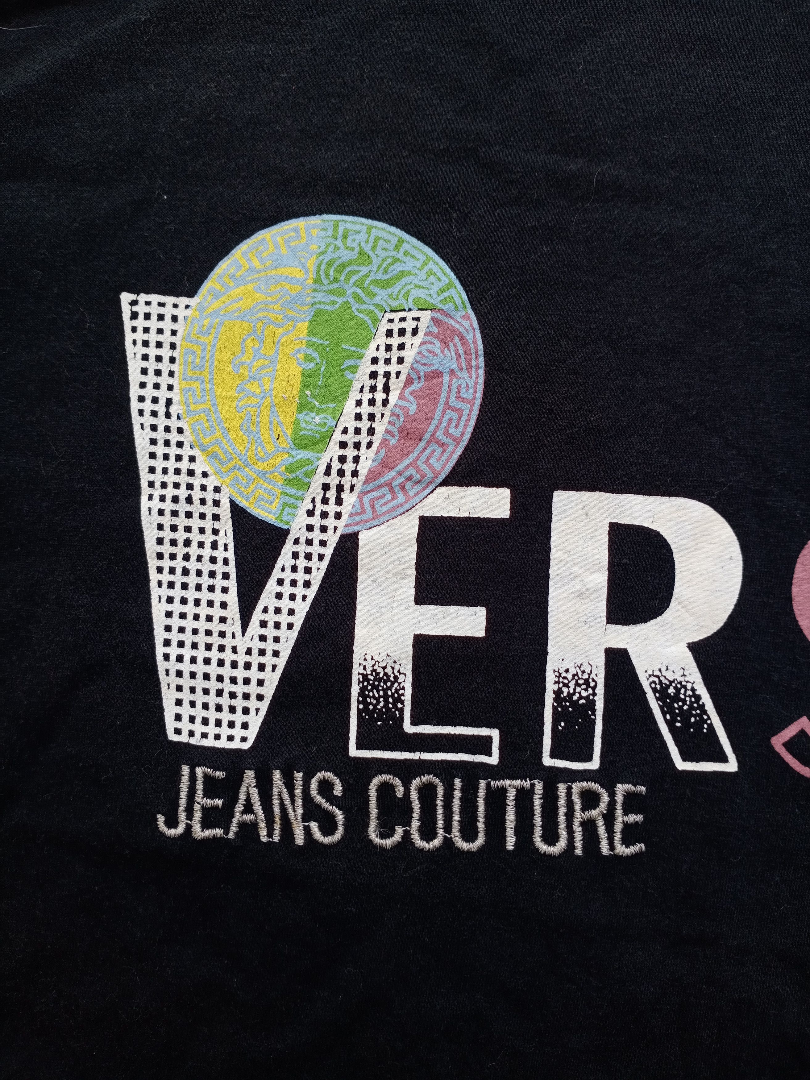 Versace Versace Jeans Couture Italy Tee Embroidery Gold Luxury Brand Size US L / EU 52-54 / 3 - 3 Thumbnail
