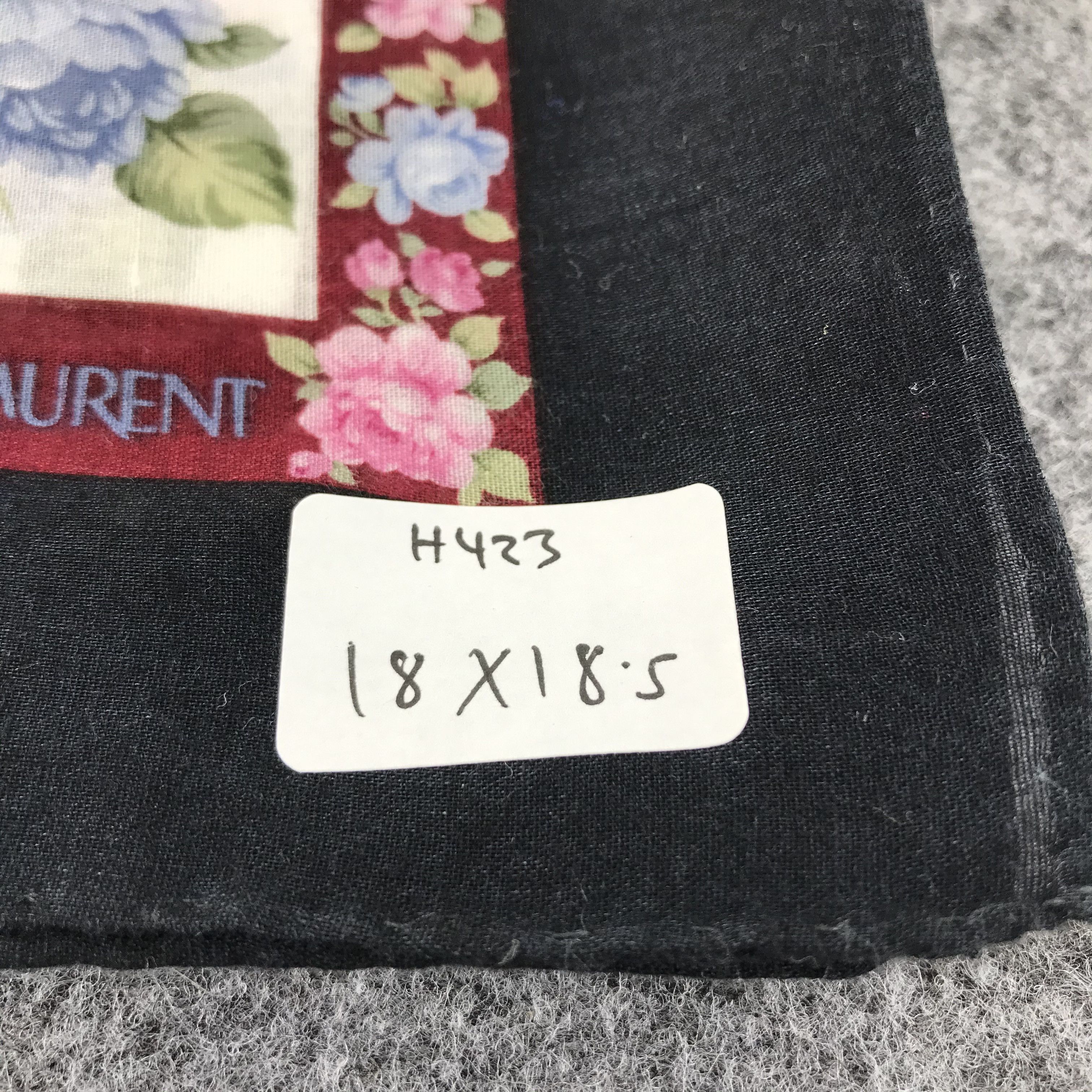 Yves Saint Laurent YSL Floral Handkerchief Neckerchief Bandana H423 Size ONE SIZE - 8 Thumbnail