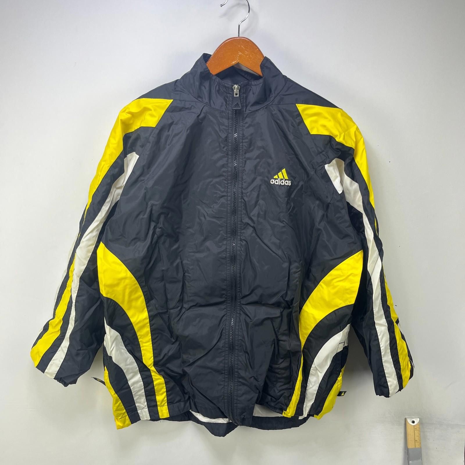 Adidas Vintage 90s Adidas Windbreaker Jacket Youth XL Size US XL / EU 56 / 4 - 1 Thumbnail