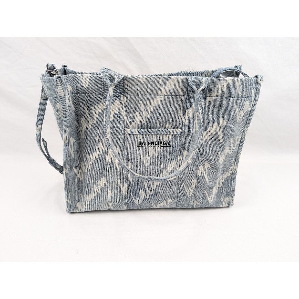 Balenciaga o1rshd1 Size: OS / Scribble Printed Denim Hardware Tote Bag Size ONE SIZE - 9 Thumbnail