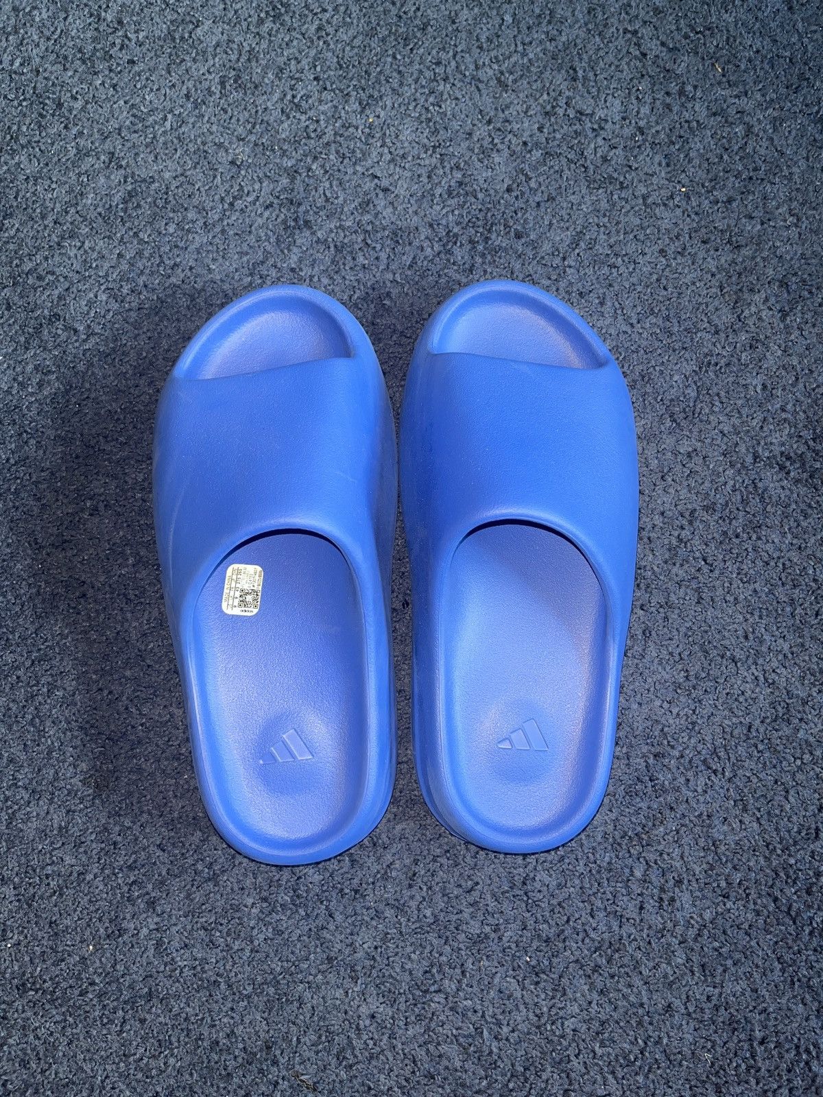 Yeezy Yezzy slides Size US 9 / EU 42 - 4 Thumbnail