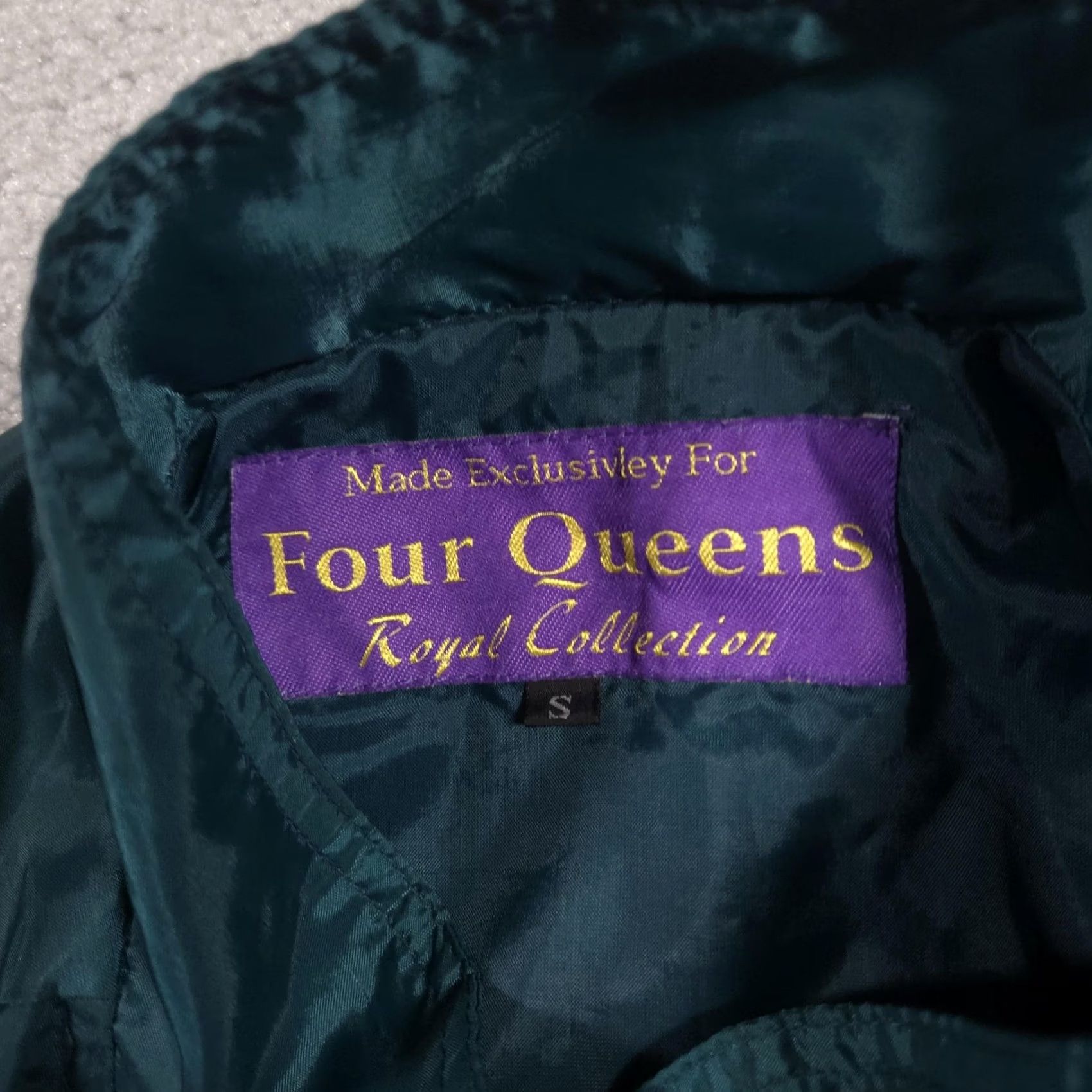 Vintage VINTAGE Four Queens Jacket Mens Small Green Windbreaker 80s Las Vegas NM NS Size US S / EU 44-46 / 1 - 7 Thumbnail