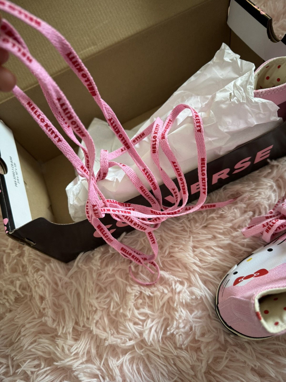 Converse Hello kitty converse new in box Size US 6 / IT 36 - 7 Thumbnail
