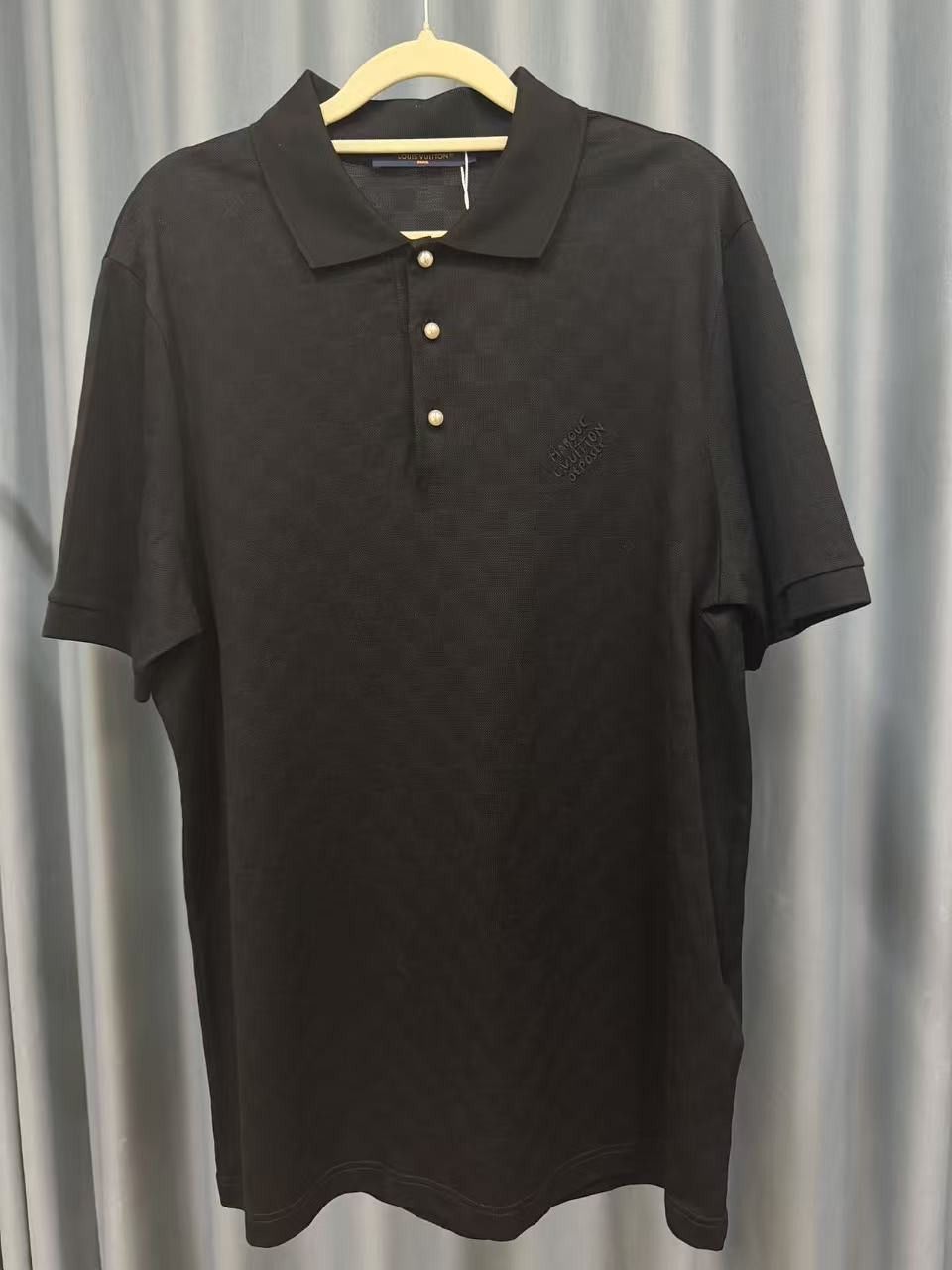Louis Vuitton Louis Vuitton Damier Logo Polo Shirt Size XL Size US XL / EU 56 / 4 - 1 Thumbnail