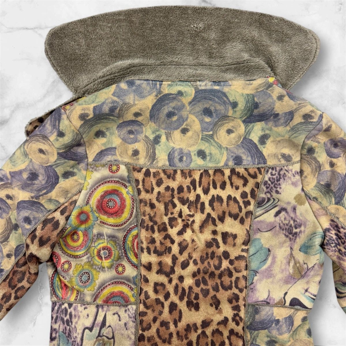 Vintage Vintage Faux Suede Coat With Leopard Art Size 10 Boho Hippe Size L / US 10 / IT 46 - 9 Thumbnail