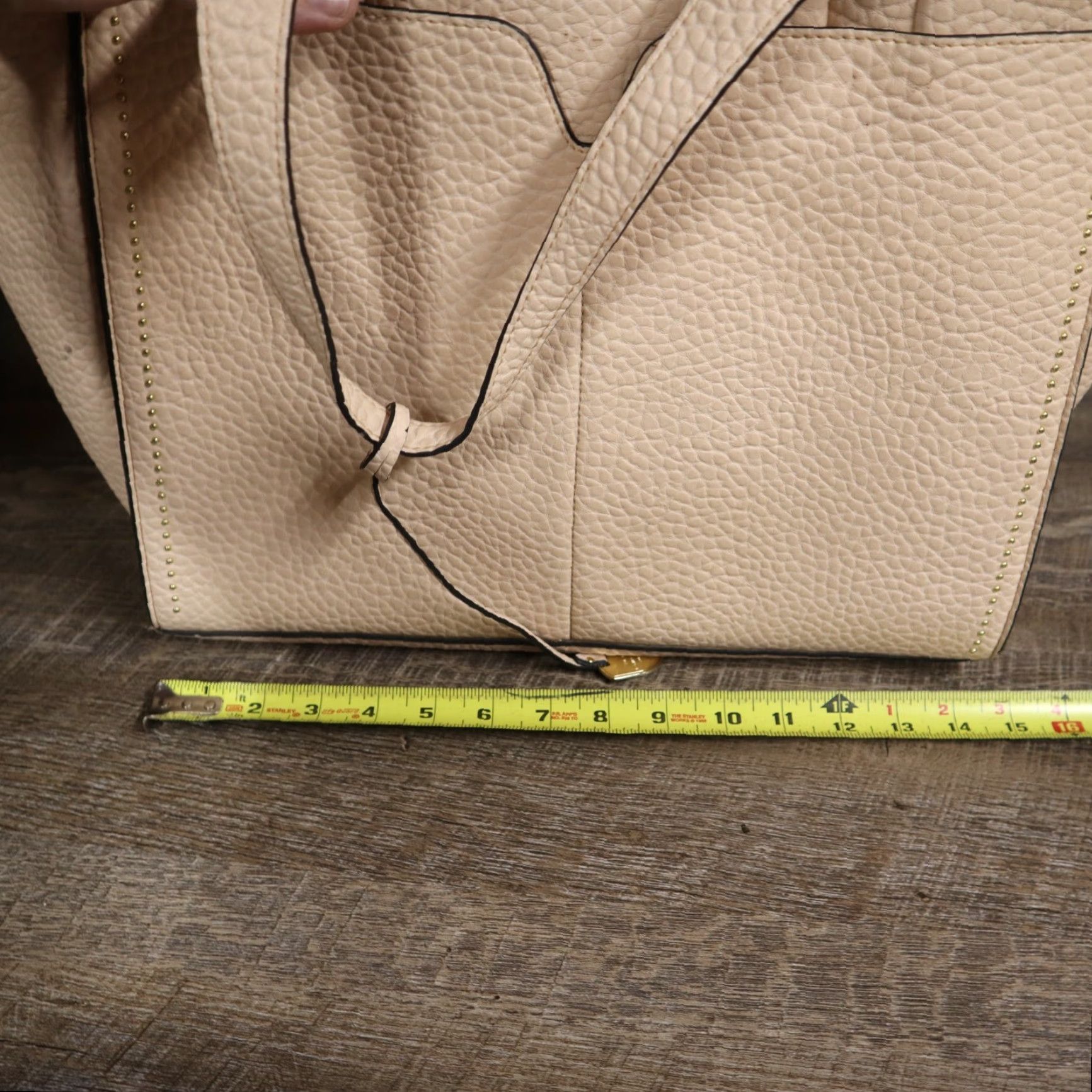 London Fog London Fog Purse Hobo Bag Women Medium Tan Cognac Brown Faux Leather Zip Purse, Bag Charm, Inner Pockets, Casual, Satin? Size ONE SIZE - 7 Thumbnail