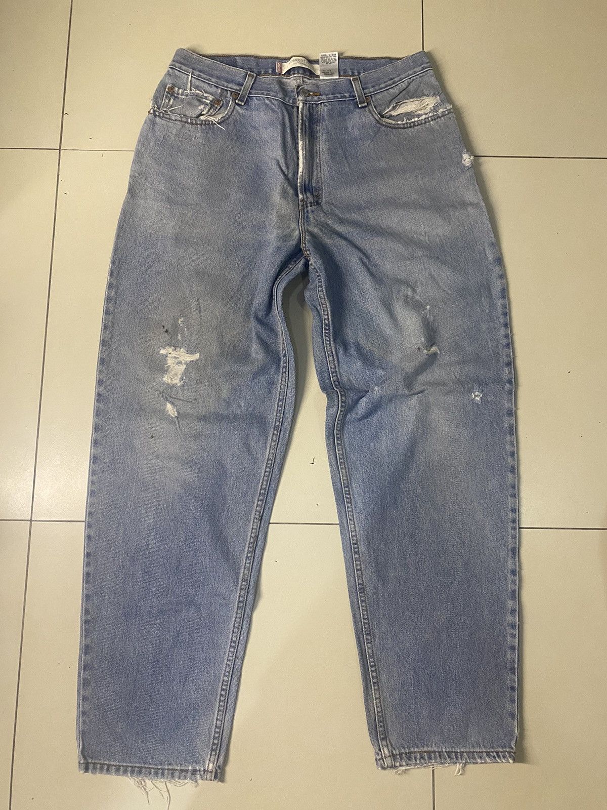 Vintage Levis 560 Comfort Fit Baggy Jeans